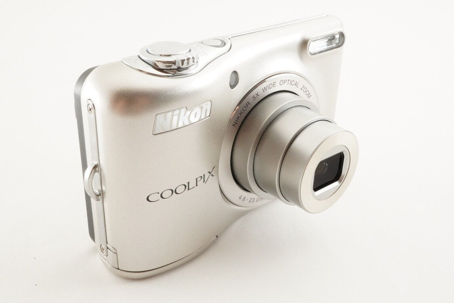 Nikon COOLPIX L30 Silver With 2GB SD Card Digital Camera from Japan #1549