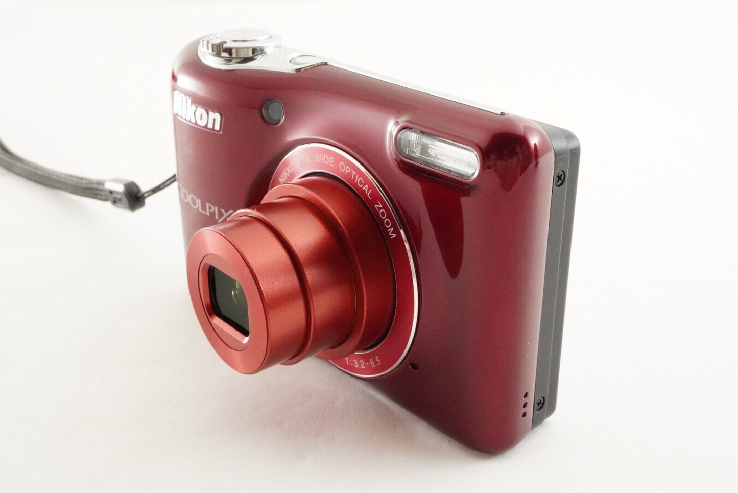 Nikon COOLPIX L32 Red In Box With 2GB SD Card Digital Camera from Japan #1464