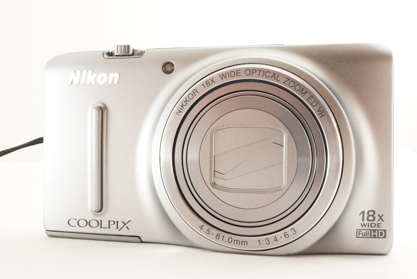 Nikon COOLPIX S9400 Silver With 4GB SDHC Card Digital Camera from Japan #1531