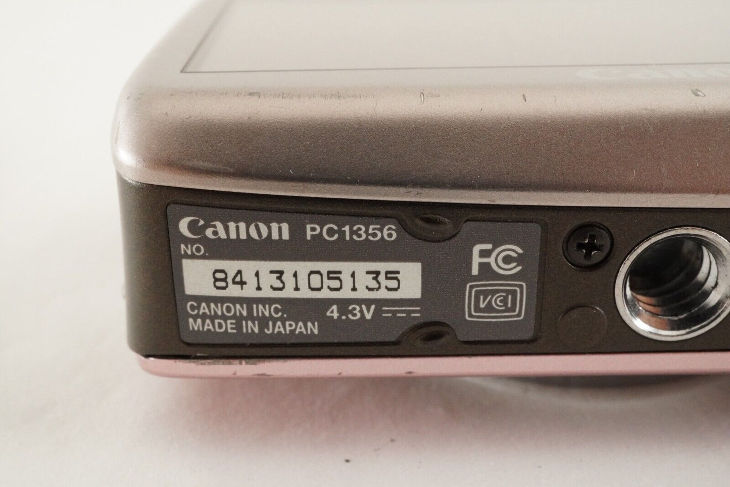 Canon IXY 510 IS Pink With 4GB SDHC Card Digital Camera from Japan #0012