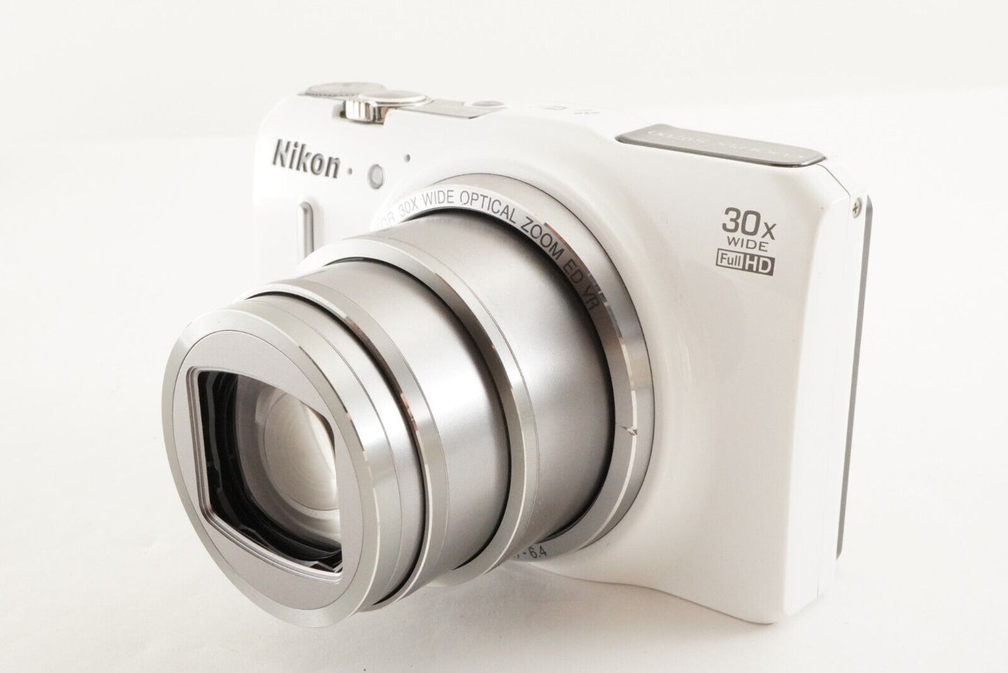 Nikon COOLPIX S9700 White With 4GB SDHC Card Digital Camera from Japan #1495