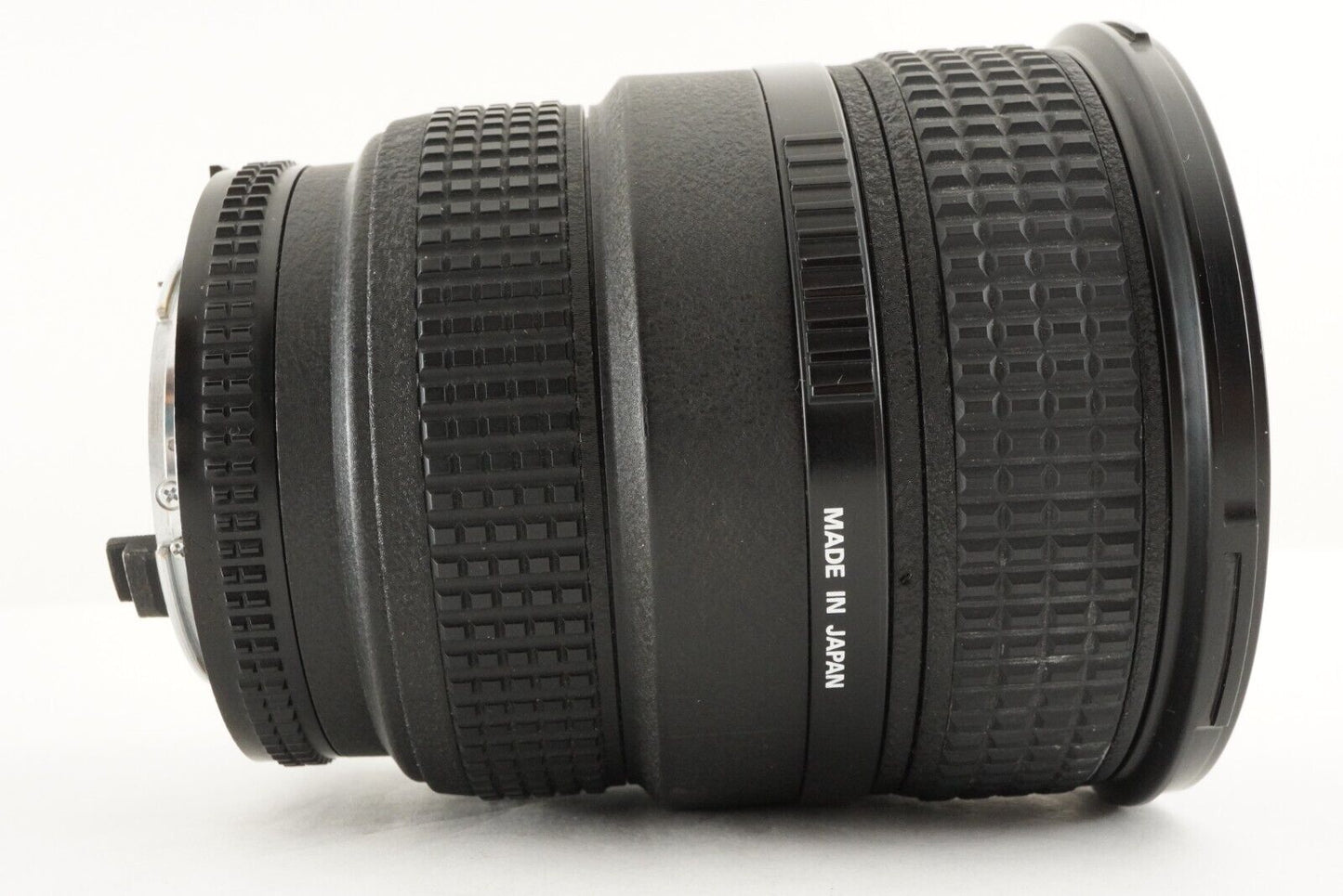 Nikon AF NIKKOR 20-35mm F2.8 D AF ZOOM Lens from Japan #1506