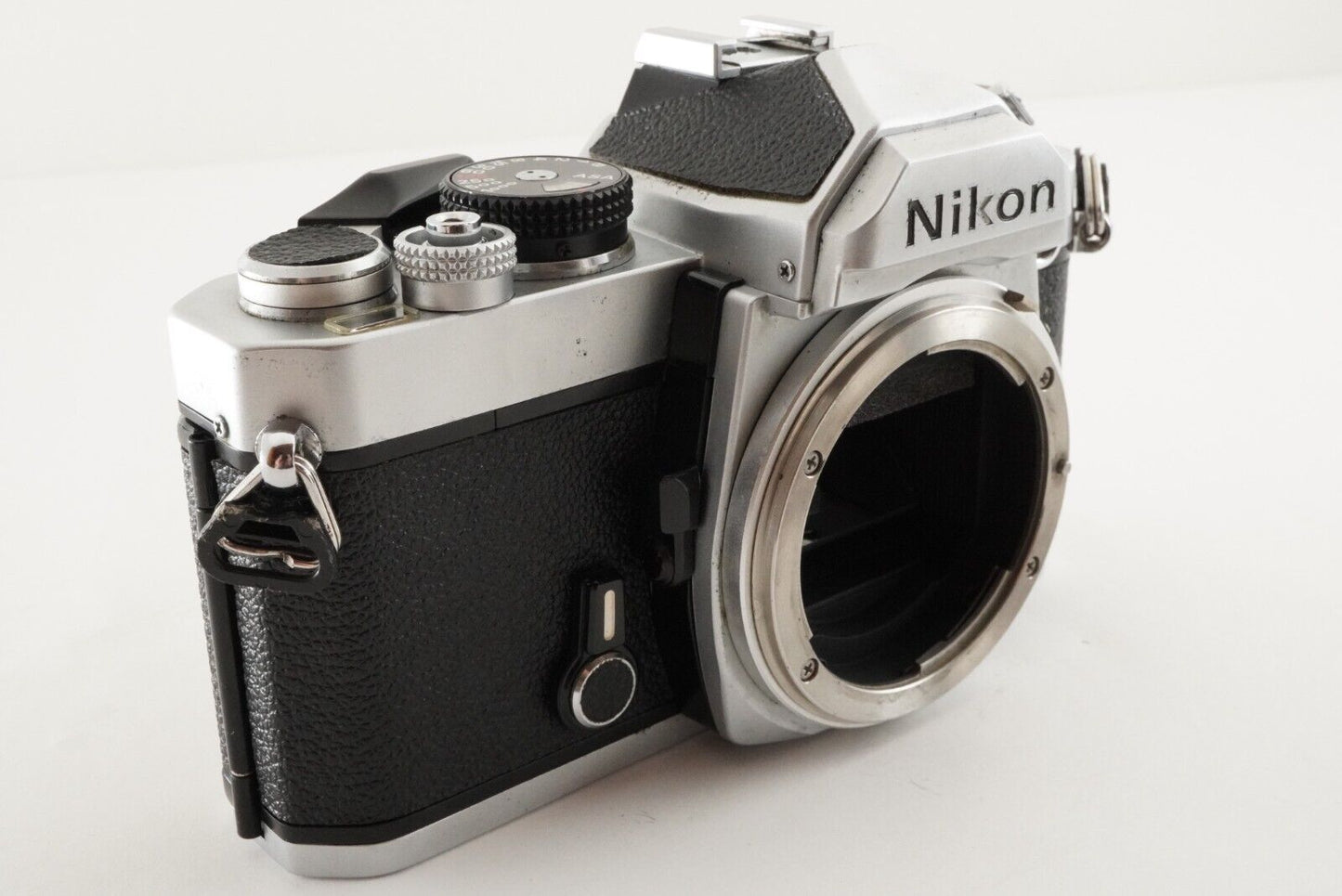 New Light Seals NIKON FM + Ai Nikkor 50mm F1.4 SLR Film Camera from Japan #8612