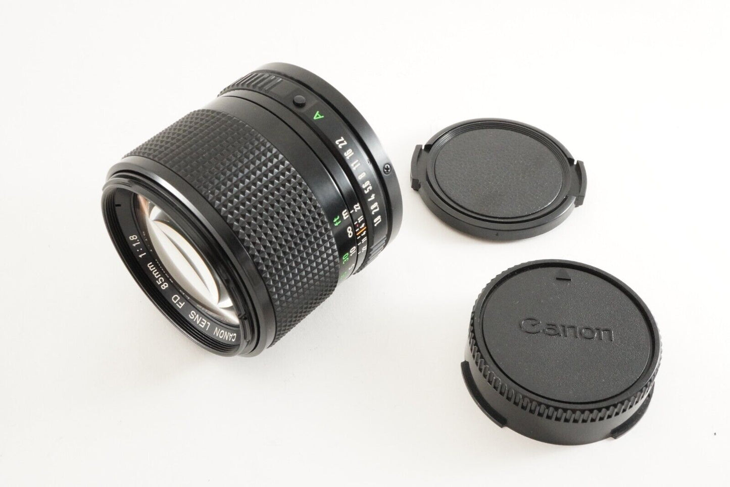 CANON NEW FD 85mm F1.8 MF Portrait Lens Photo tested! From Japan #7919