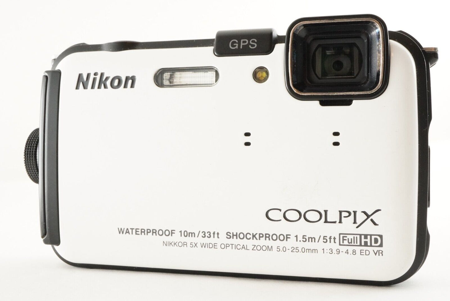 Nikon COOLPIX AW100 White In Box & 4GB SDHC Card Digital Camera from Japan #0930