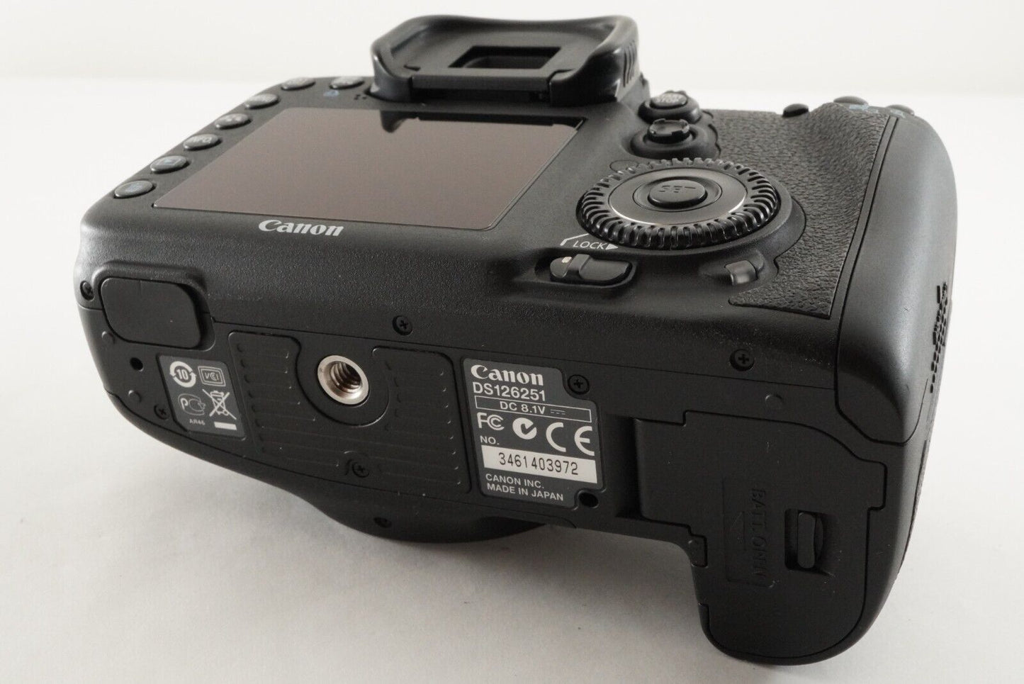 [S/C 3,800] CANON EOS 7D DSLR Camera from Japan #8947