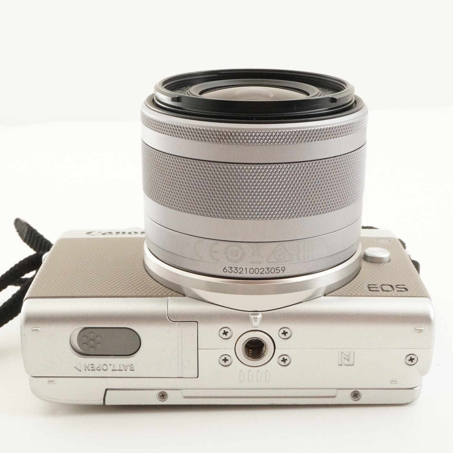 Canon EOS M100 Silver + EF-M 15-45mm IS STM + 4GB SDHC Card from Japan #11031