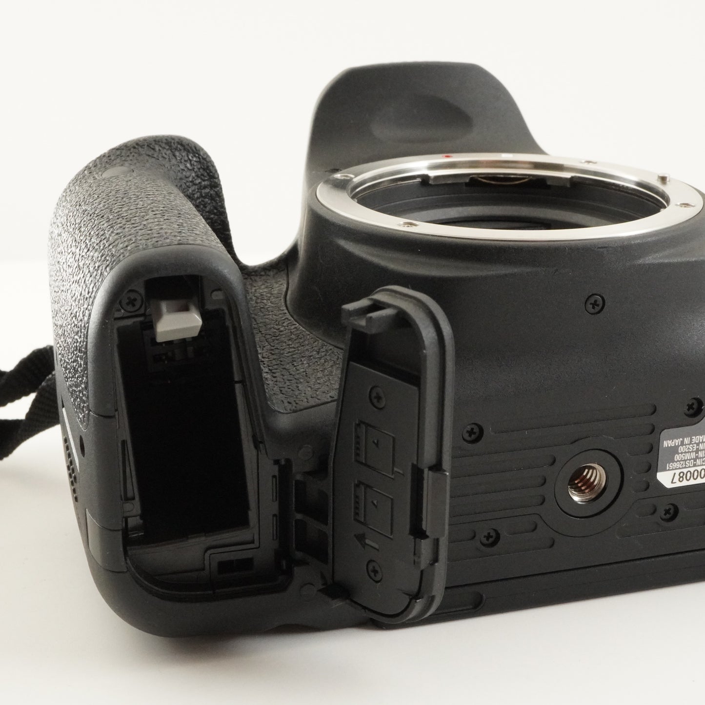 16,268 Shots / Canon EOS 9000D (EOS 77D) + EF-S 18-55mm IS STM from Japan #11048