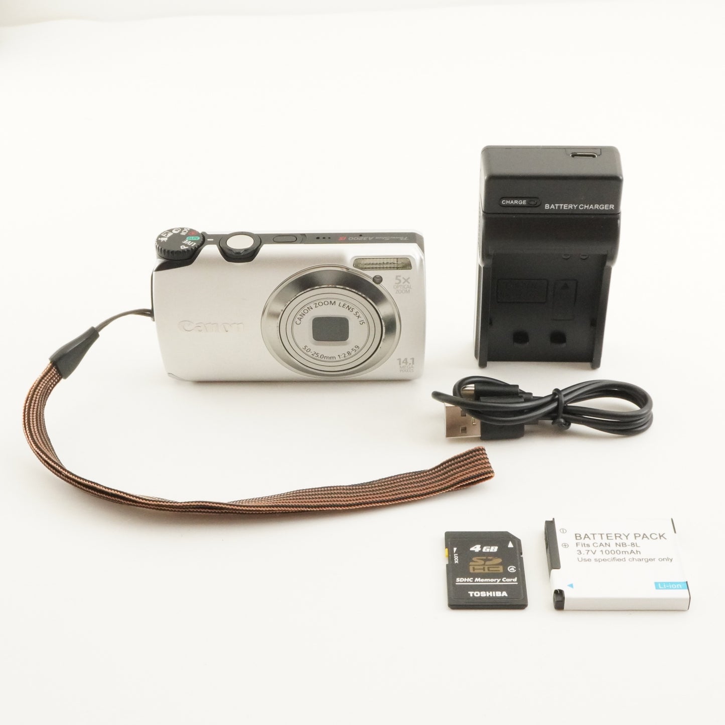Canon PowerShot A3200 IS Silver + 4GB SDHC Card Digital Camera from Japan #11107