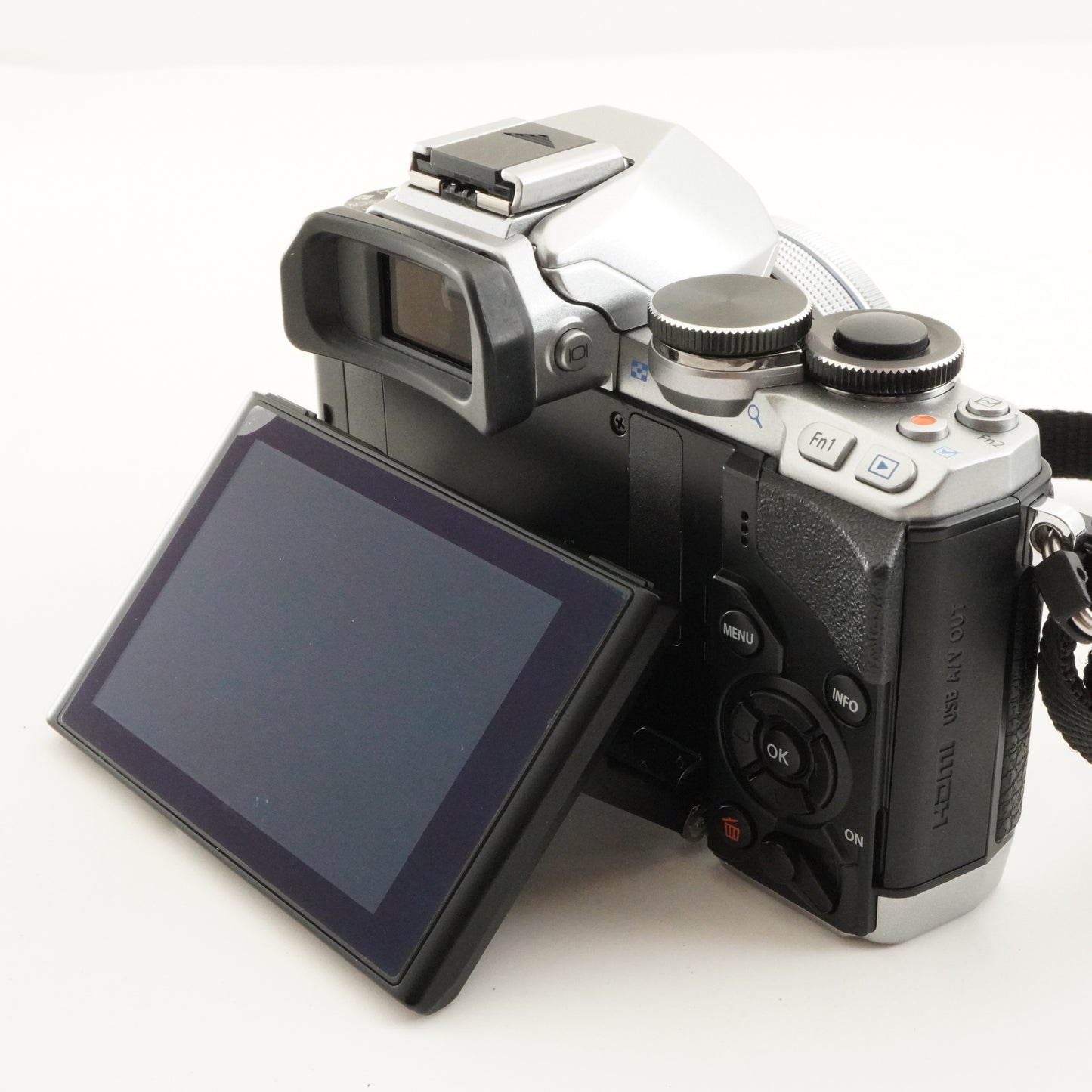 [1,937 Shots] OLYMPUS OM-D E-M10 Silver +14-42 +40-150 +4GB SD from Japan #11201