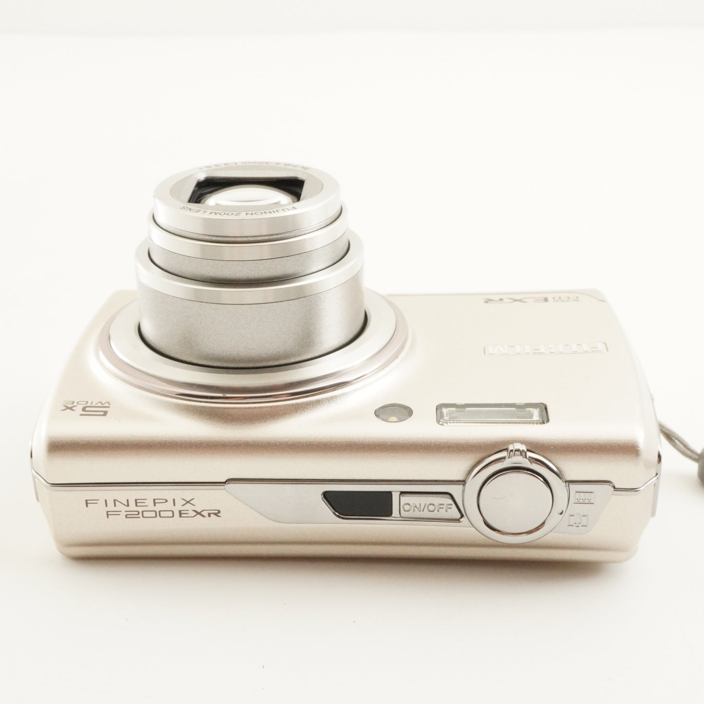 FUJIFILM FinePix F200 EXR Silver + 4GB SDHC Card from Japan #11214