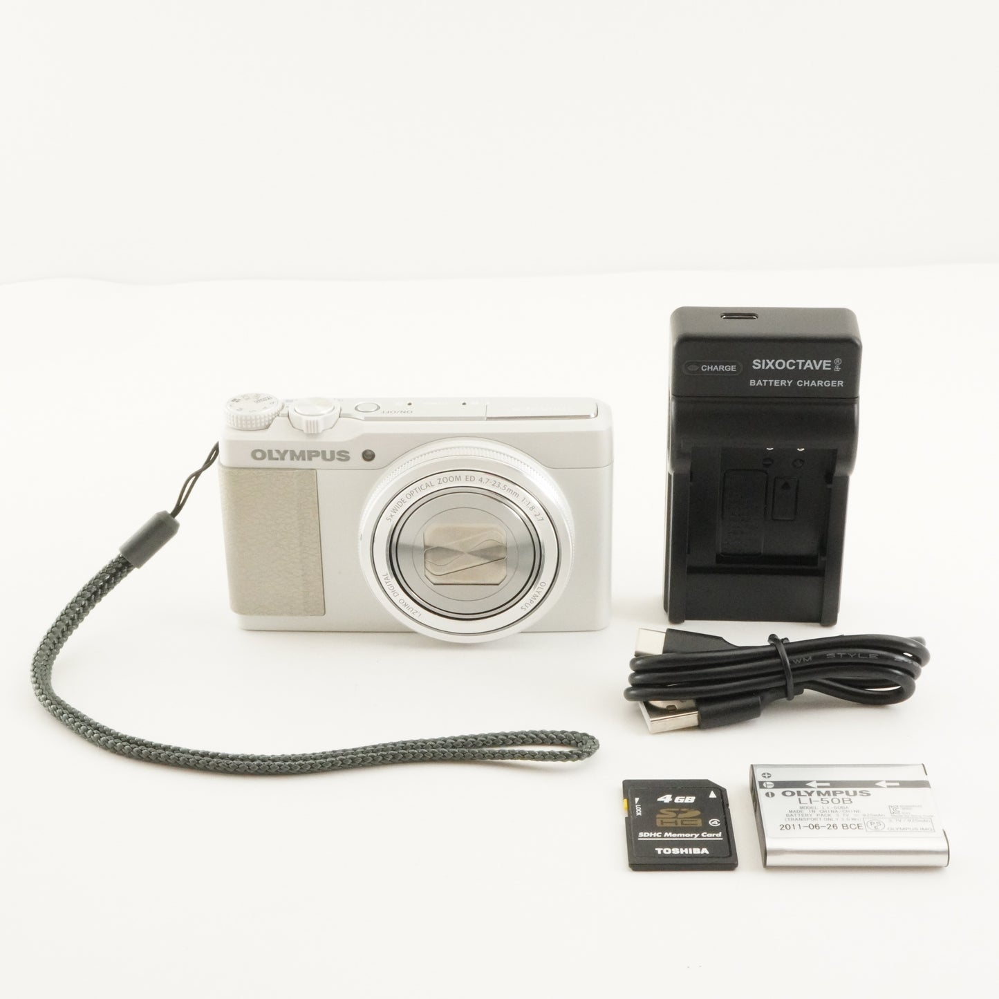 OLYMPUS STYLUS XZ-10 White + 4GB SDHC Card Digital Camera from Japan #11301