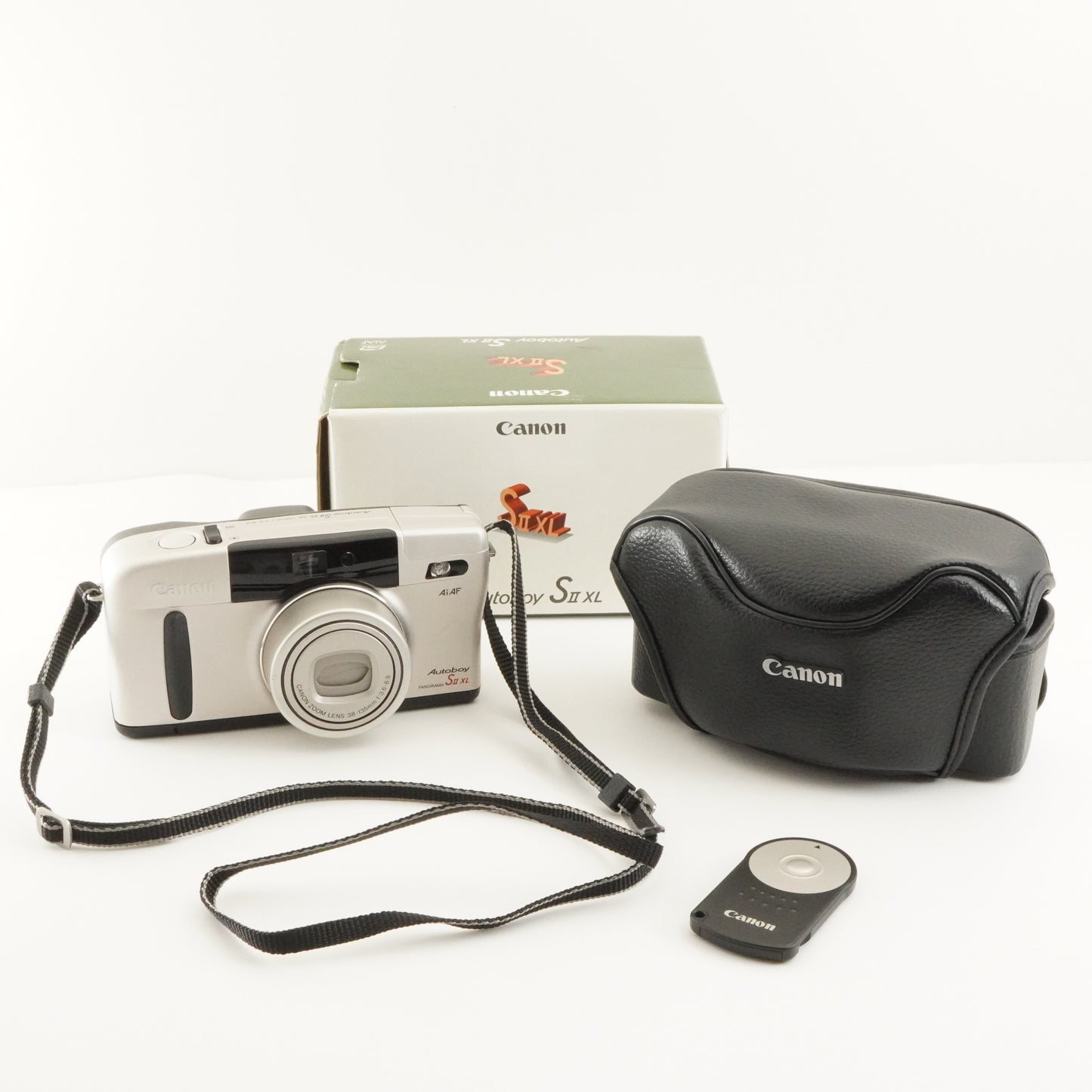 Canon Autoboy S II XL + Case In Box Point & Shoot Film Camera from Japan #11334