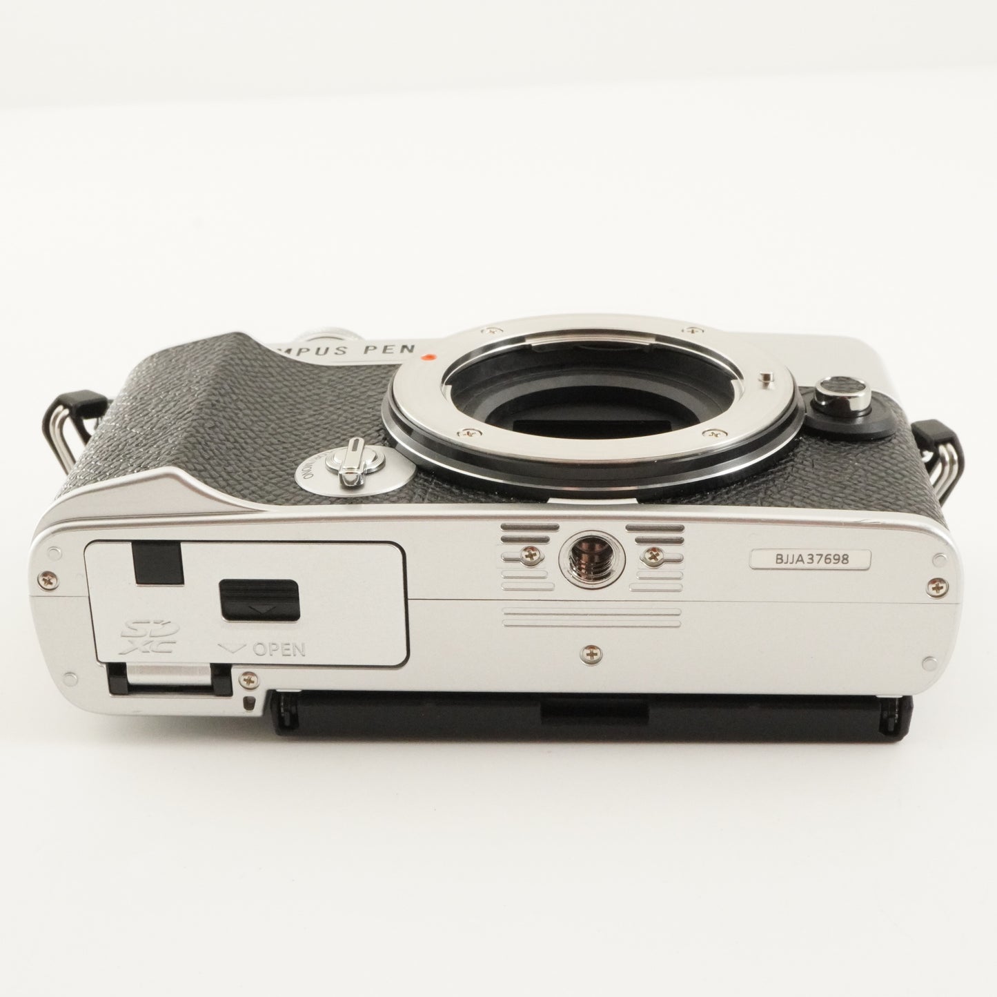6,207 Shots / OLYMPUS PEN E-P7 Silver Mirrorless Camera from Japan #11417