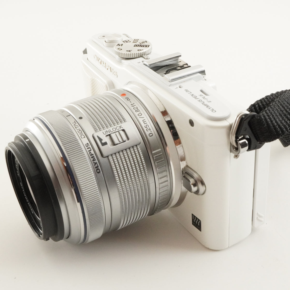 4,897 Shots/ OLYMPUS PEN E-PL6 White 14-42mm II R + 8GB SDCard from Japan #11696