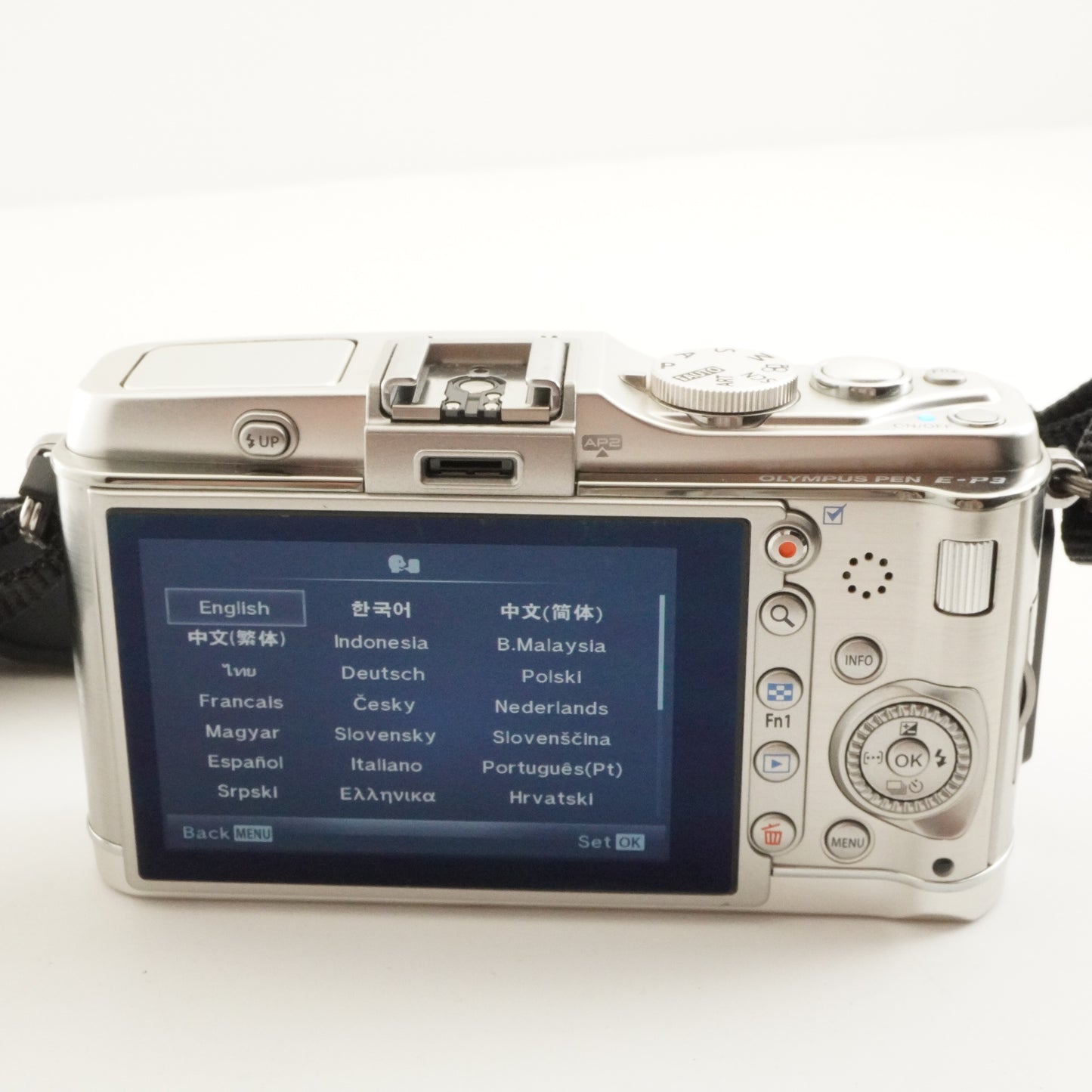 [2,537 Shots] OLYMPUS PEN E-P3 Silver +14-42 +40-150 +4GB SDHC from Japan #11705
