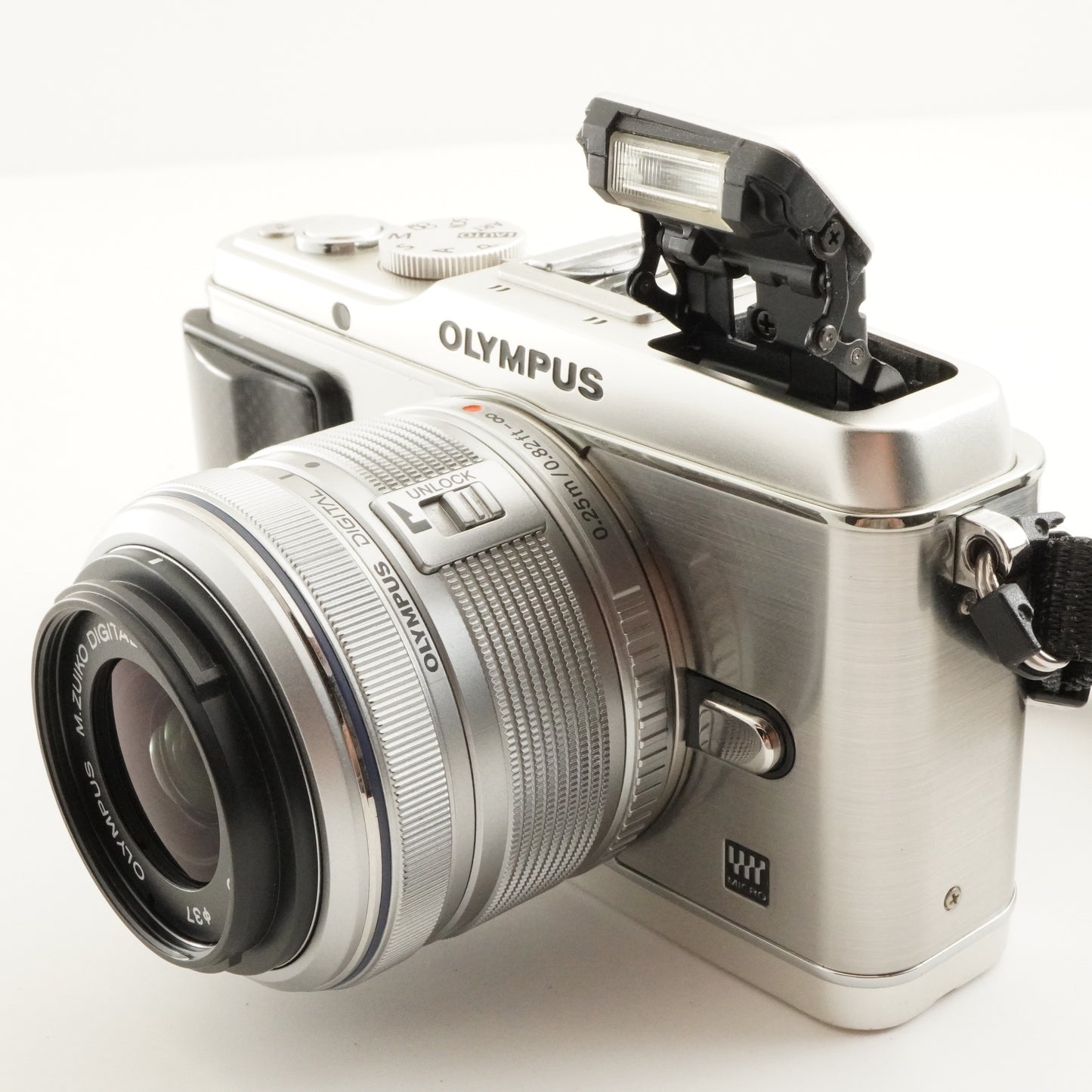 [2,537 Shots] OLYMPUS PEN E-P3 Silver +14-42 +40-150 +4GB SDHC from Japan #11705