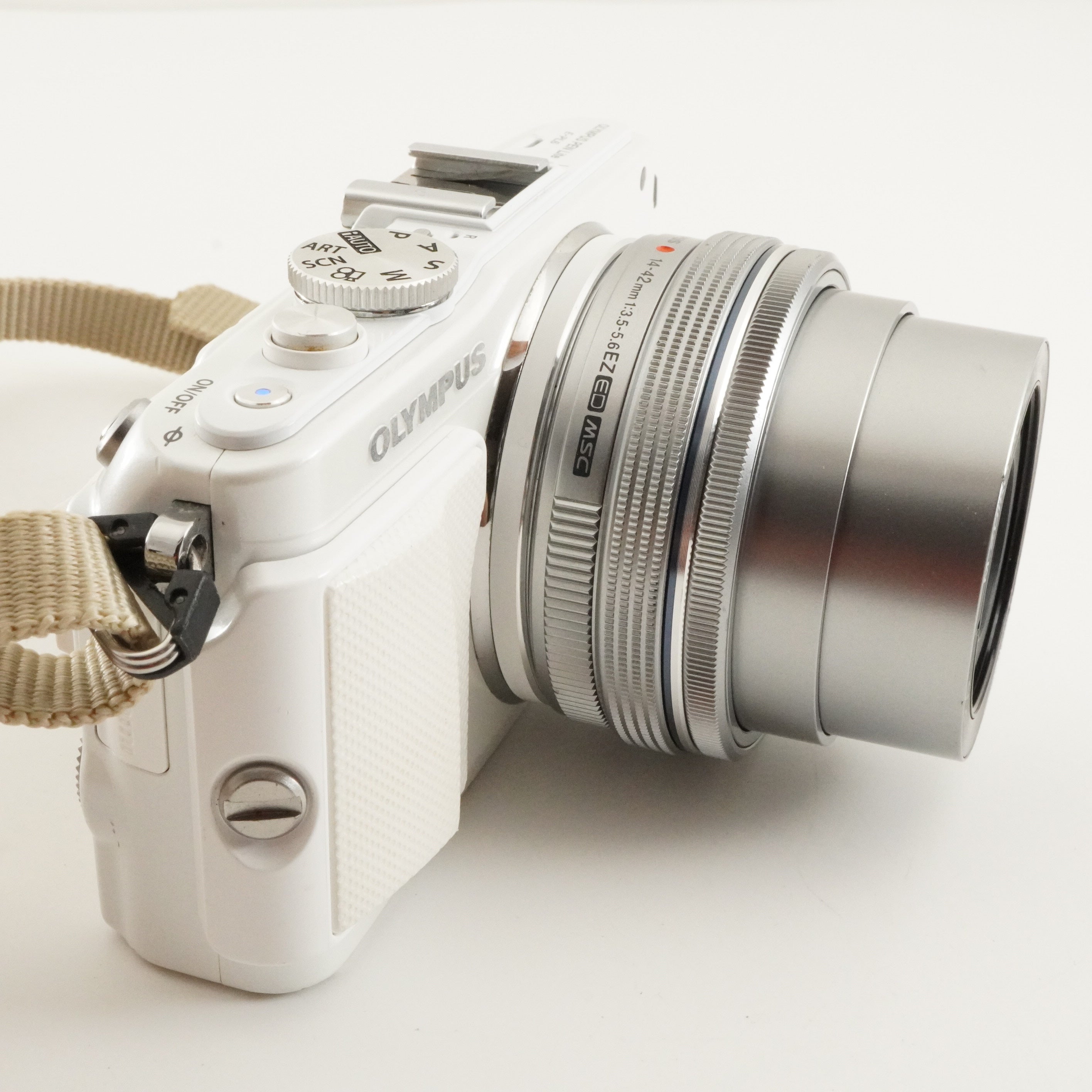 10,180 Shots/ OLYMPUS PEN Lite E-PL6 White+14-42+40-150+4GB SD