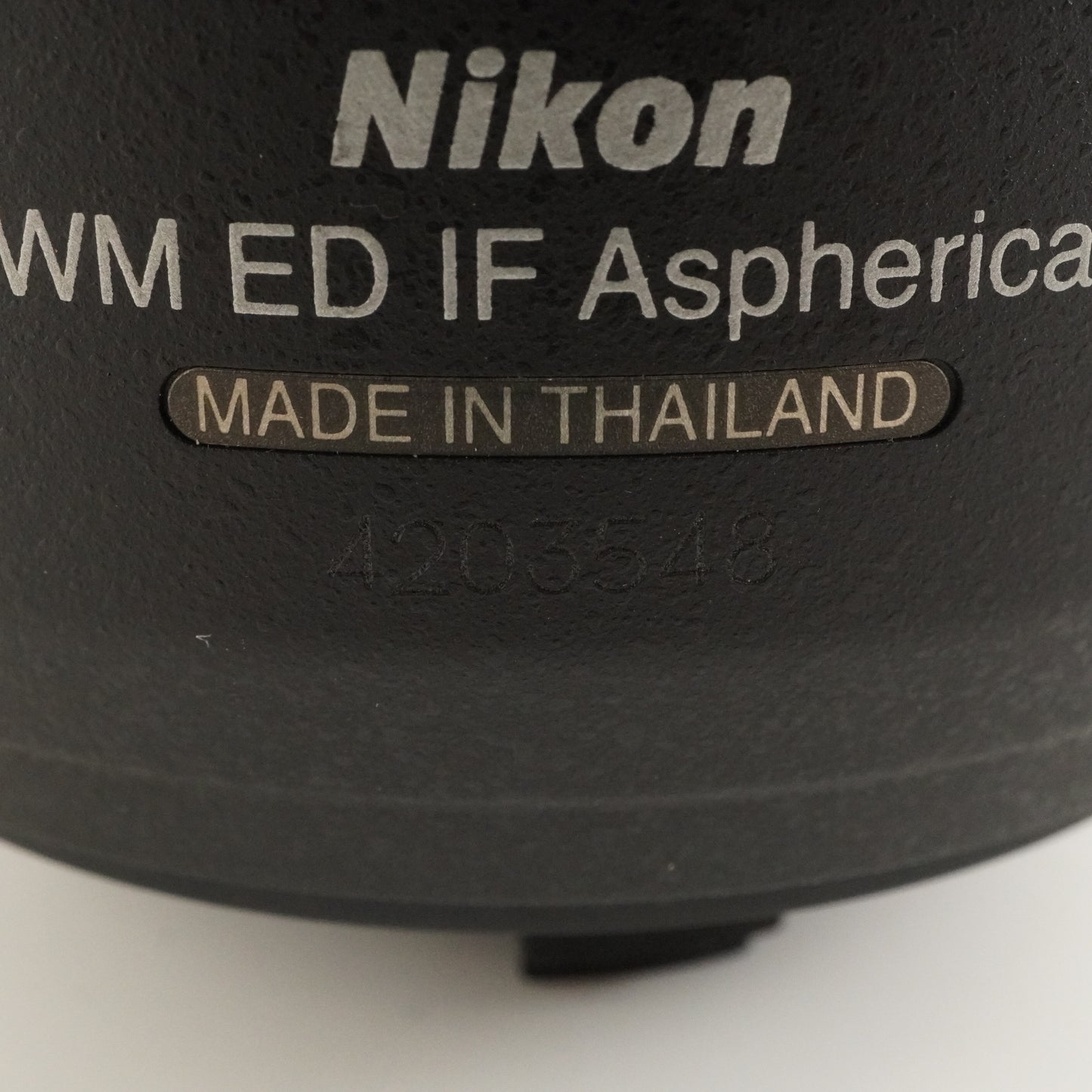 8,761 Shots / Nikon D200 In Box + MB-D200 + AF-S 18-70mm from Japan #11902