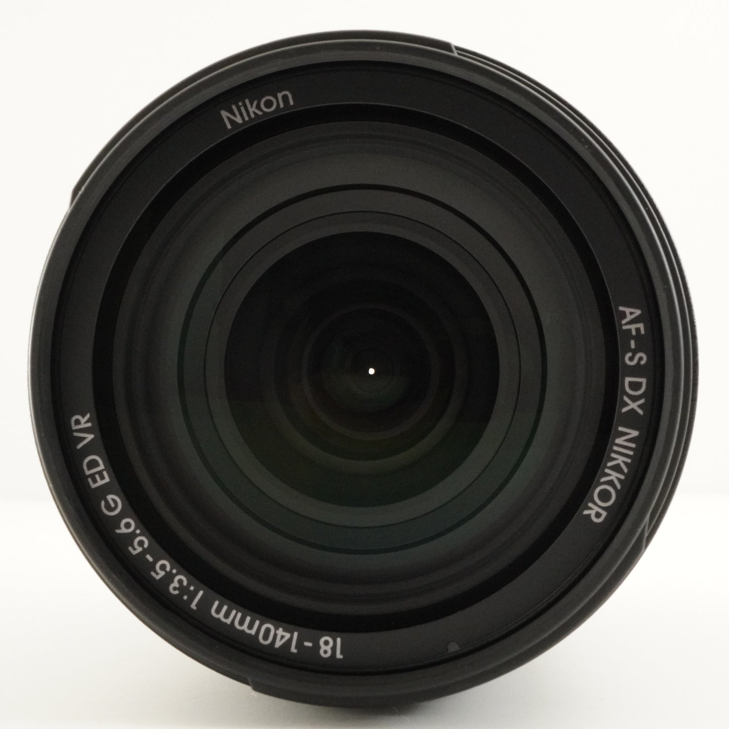 5,664 Shots / Nikon D7200 In Box + AF-S 18-140mm G ED VR from Japan #12082