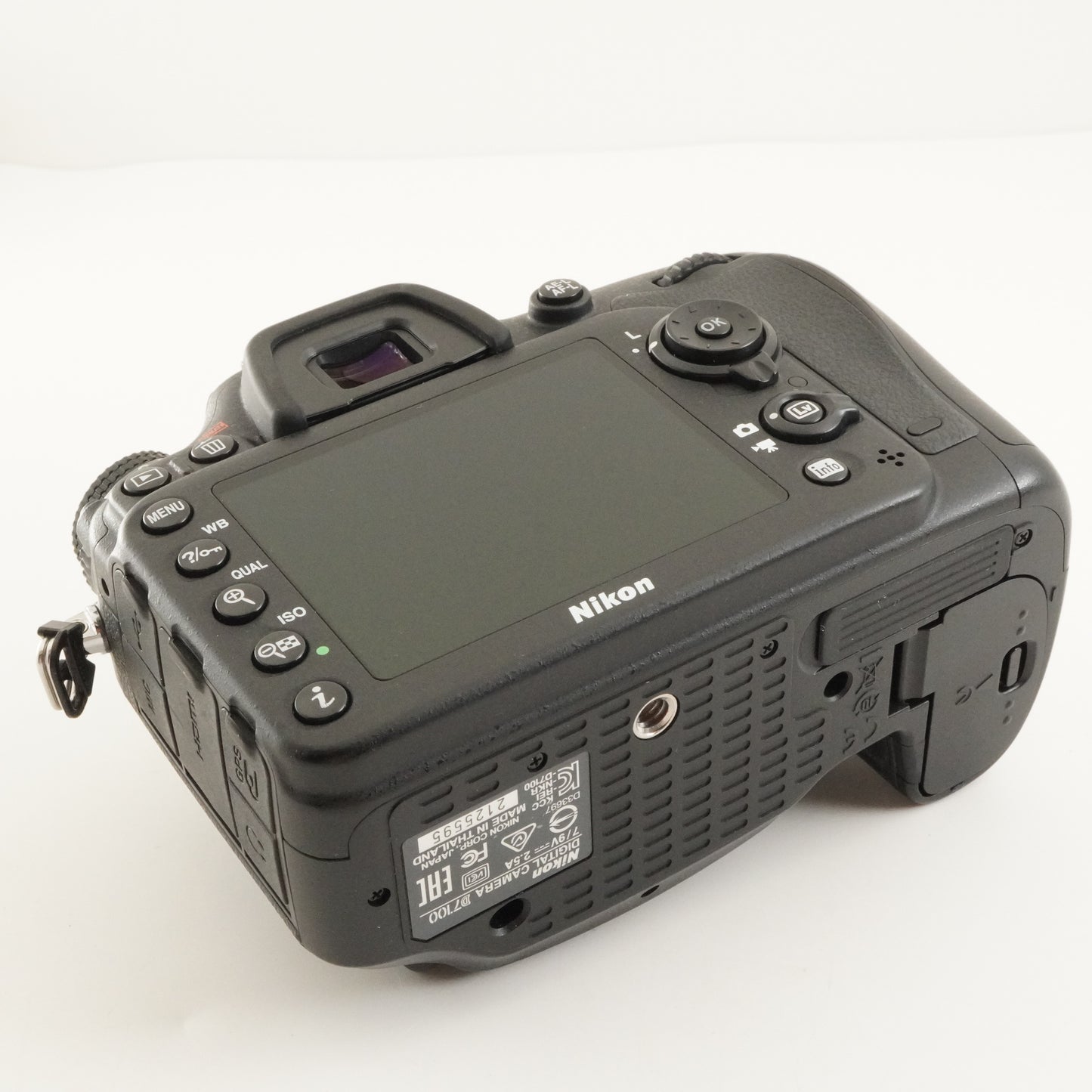 7,968 Shots / Nikon D7100 In Box + AF-S 18-105mm G ED VR from Japan #12099