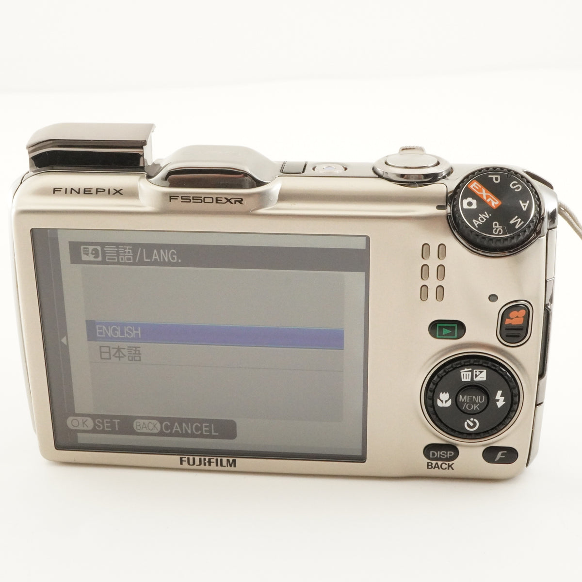 FUJIFILM FINEPIX F550 EXR Silver & 4GB SDHCCard Digital Camera from Japan #12386