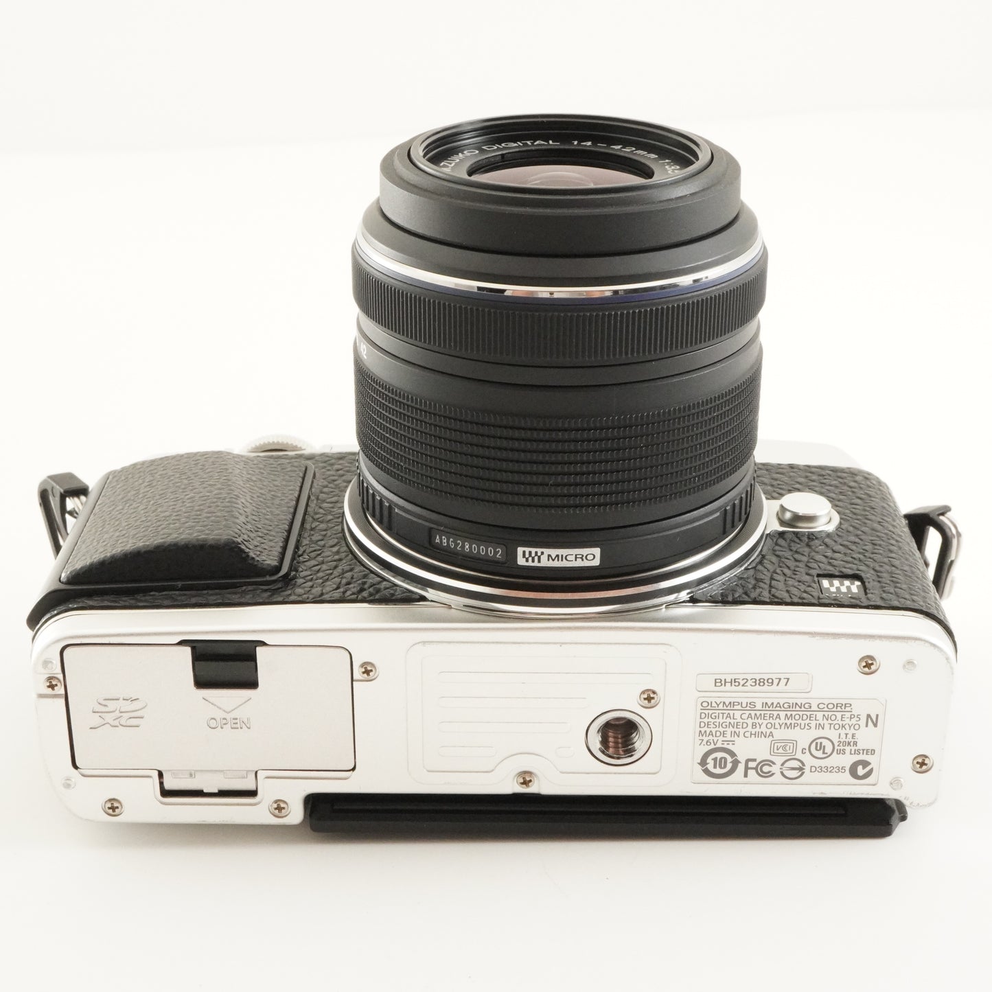 2,696 Shot / OLYMPUS PEN E-P5 Silver +14-42mm II R +8GB SDCard from Japan #12432