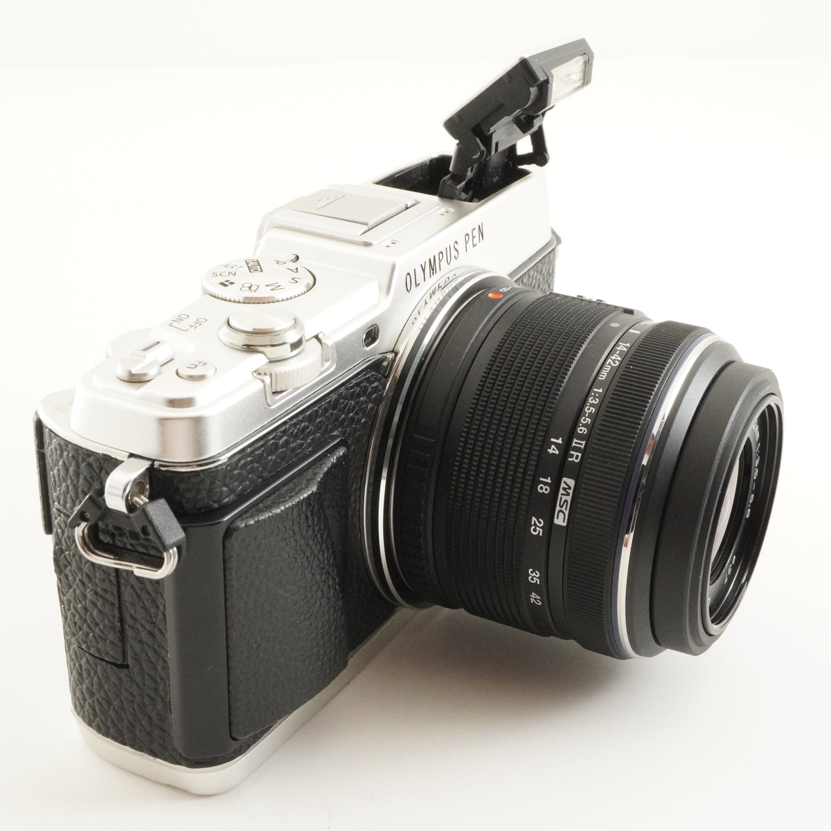 2,696 Shot / OLYMPUS PEN E-P5 Silver +14-42mm II R +8GB SDCard from Japan #12432