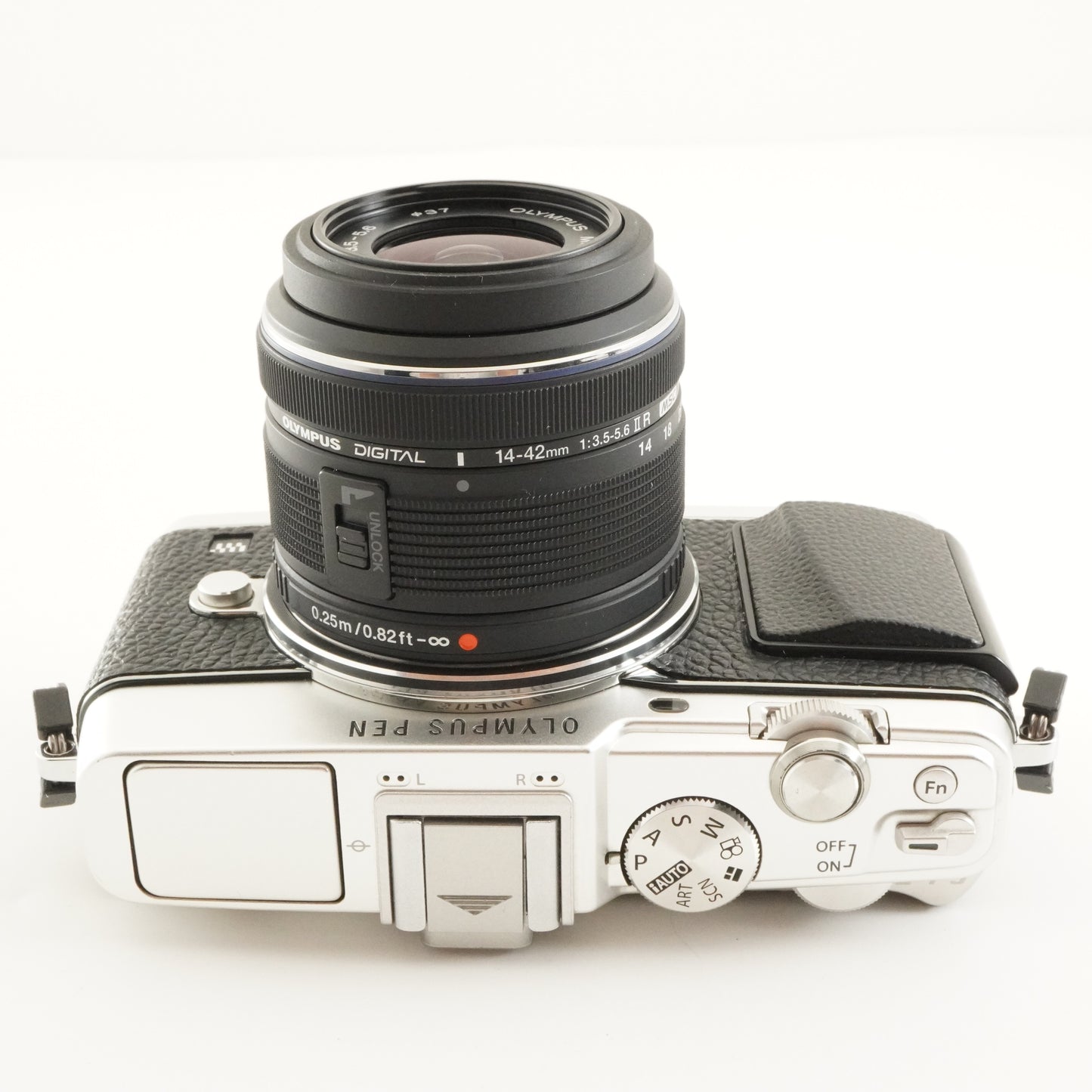 2,696 Shot / OLYMPUS PEN E-P5 Silver +14-42mm II R +8GB SDCard from Japan #12432