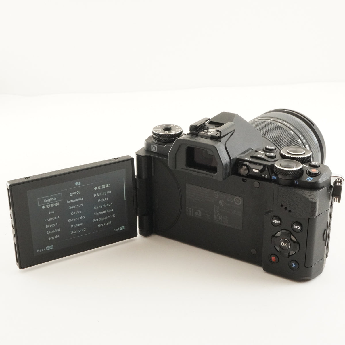 2,932 Shots/ OLYMPUS OM-D E-M5 II + 14-150mm II + 64GB SDCard from Japan #12594