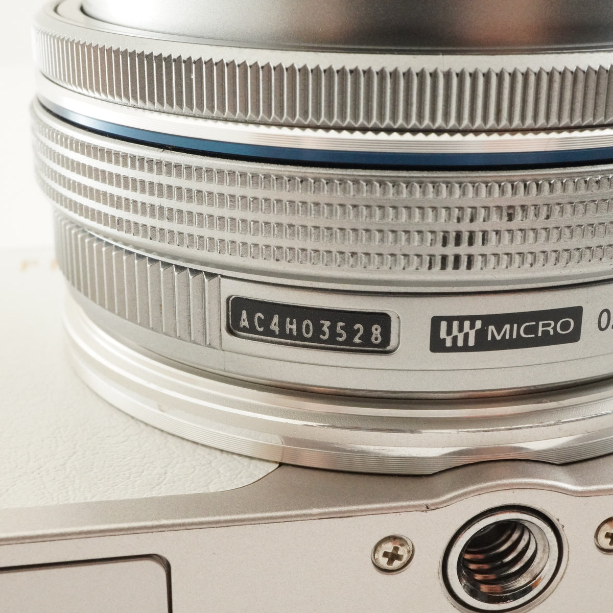 4,679 Shots/ OLYMPUS PEN E-PL10 White 14-42mm EZ + 16GB SDCard from Japan #12750
