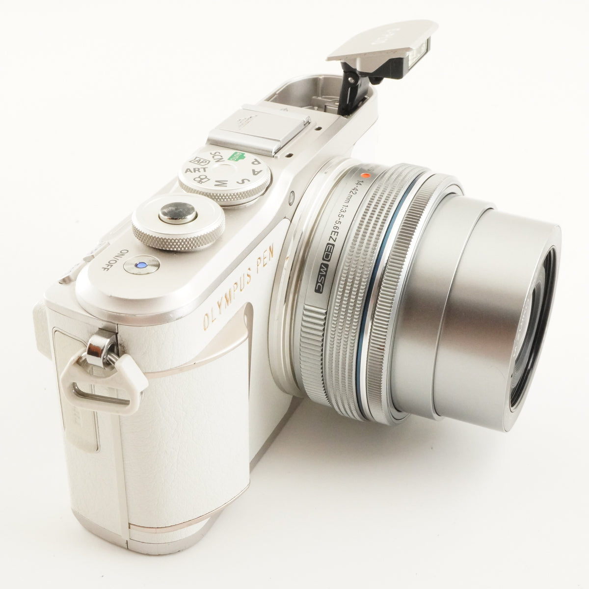 4,679 Shots/ OLYMPUS PEN E-PL10 White 14-42mm EZ + 16GB SDCard from Japan #12750