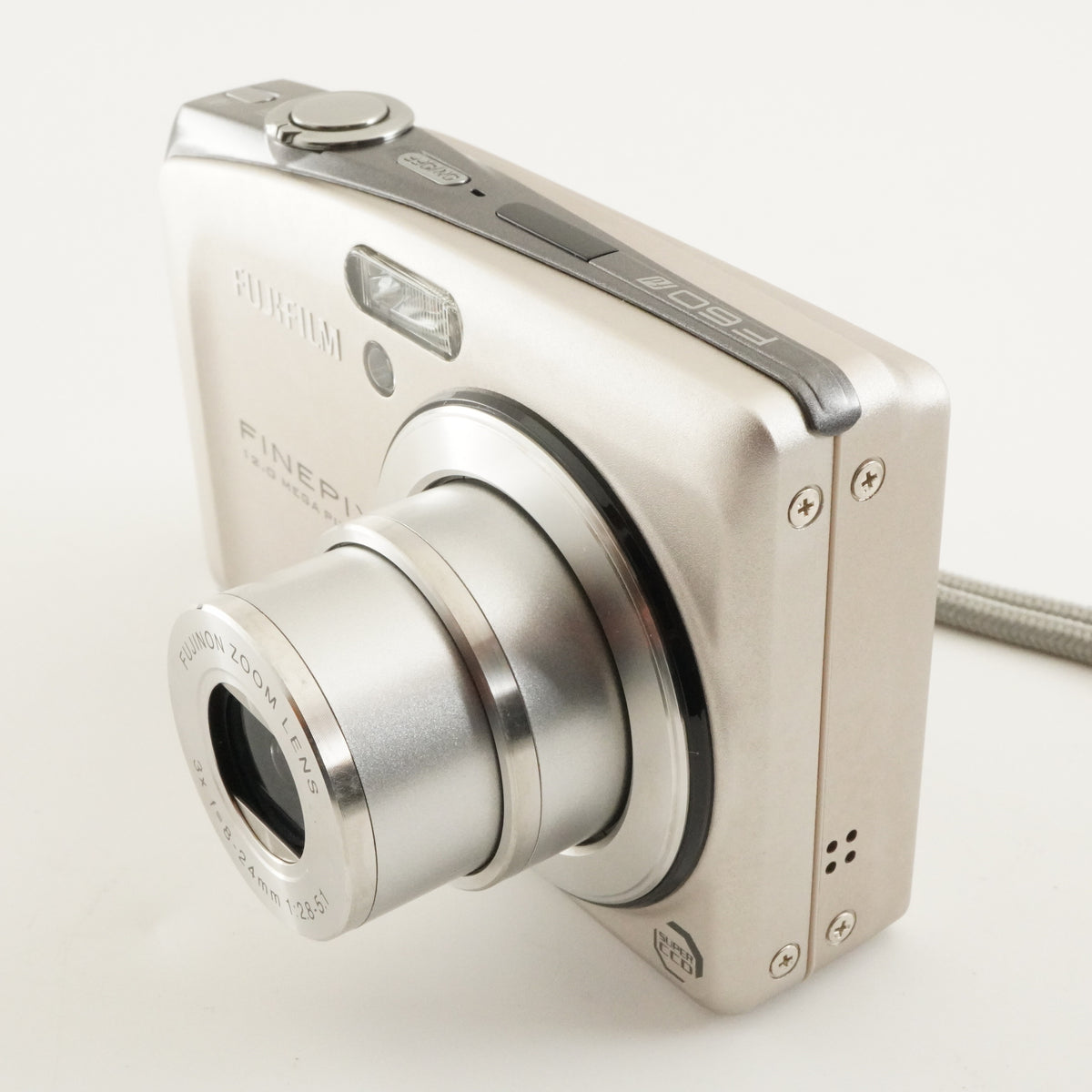 FUJIFILM FINEPIX F60fd Silver + 4GB SDHC Card Digital Camera from Japan #13181