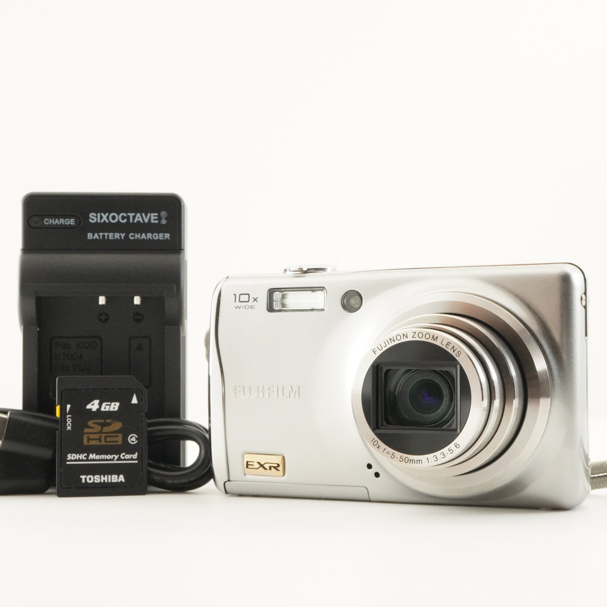 FUJIFILM FINEPIX F70 EXR Silver + 4GB SDHC Card Digital Camera from Japan #13193