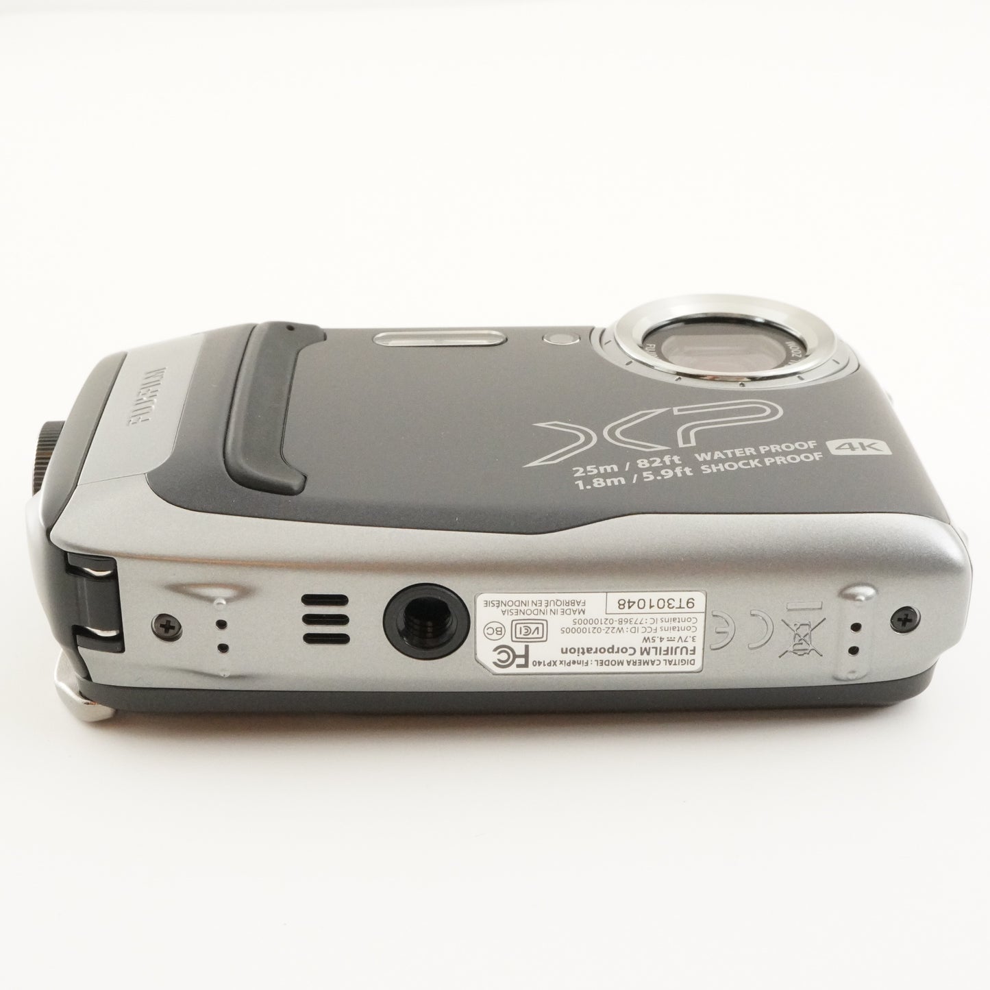 FUJIFILM FinePix XP140 Dark Silver + 4GB SDHC Card from Japan #6883