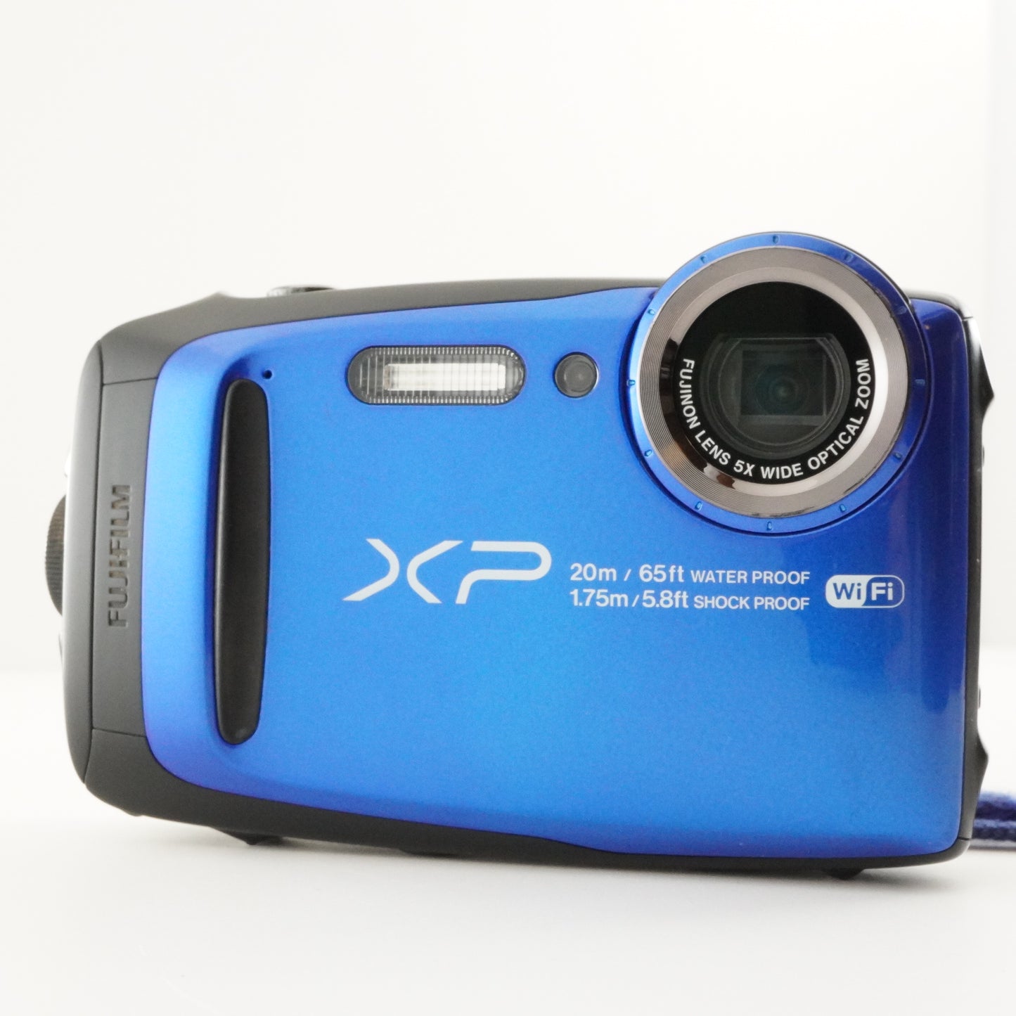 FUJIFILM FinePix XP120 Blue + 4GB SDHC Card Digital Camera from Japan #7176