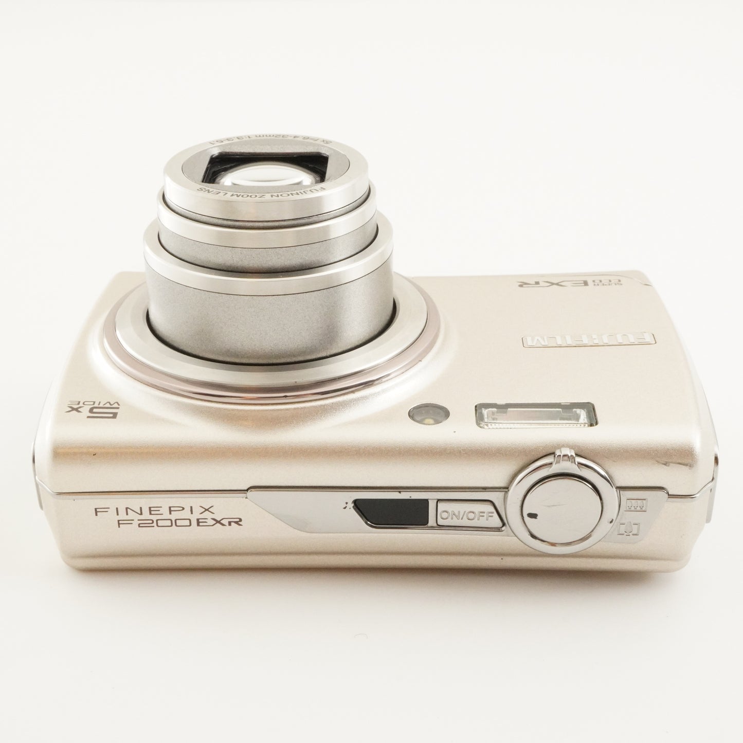 FUJIFILM FinePix F200EXR Silver + 4GB SDHC Card from Japan #7305