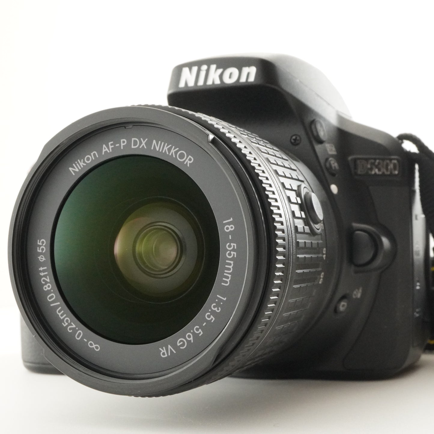 [1,103 Shots] Nikon D5300 + AF-P 18-55mm + 8GB SDHC Card from Japan #7696