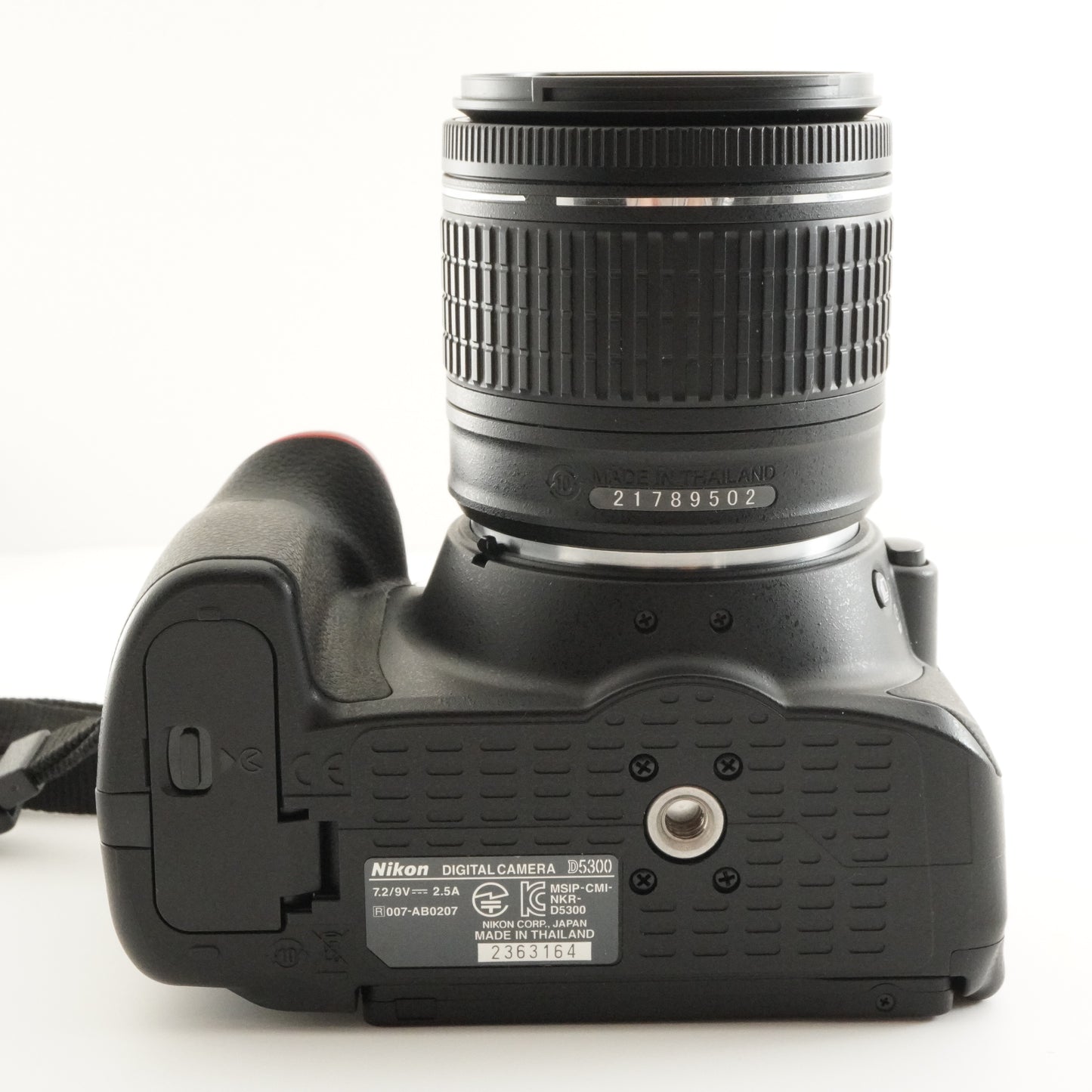 [1,103 Shots] Nikon D5300 + AF-P 18-55mm + 8GB SDHC Card from Japan #7696