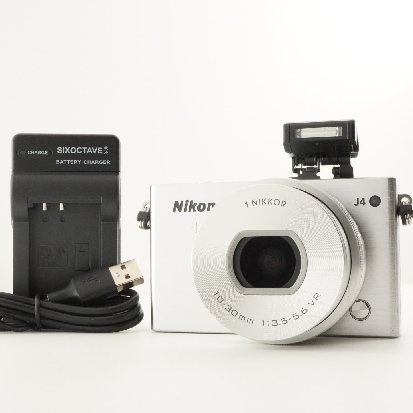 [3,599 Shots] Nikon 1 J4 Silver + 1 NIKKOR 10-30mm +4GB microSD from Japan #7756
