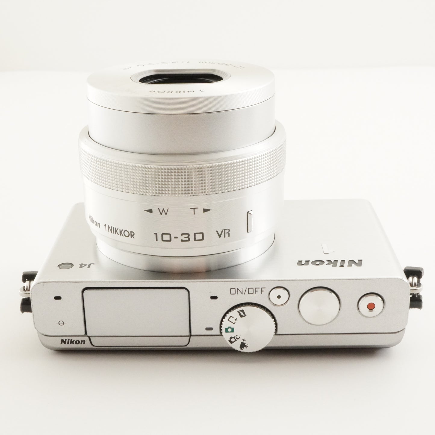 [3,599 Shots] Nikon 1 J4 Silver + 1 NIKKOR 10-30mm +4GB microSD from Japan #7756