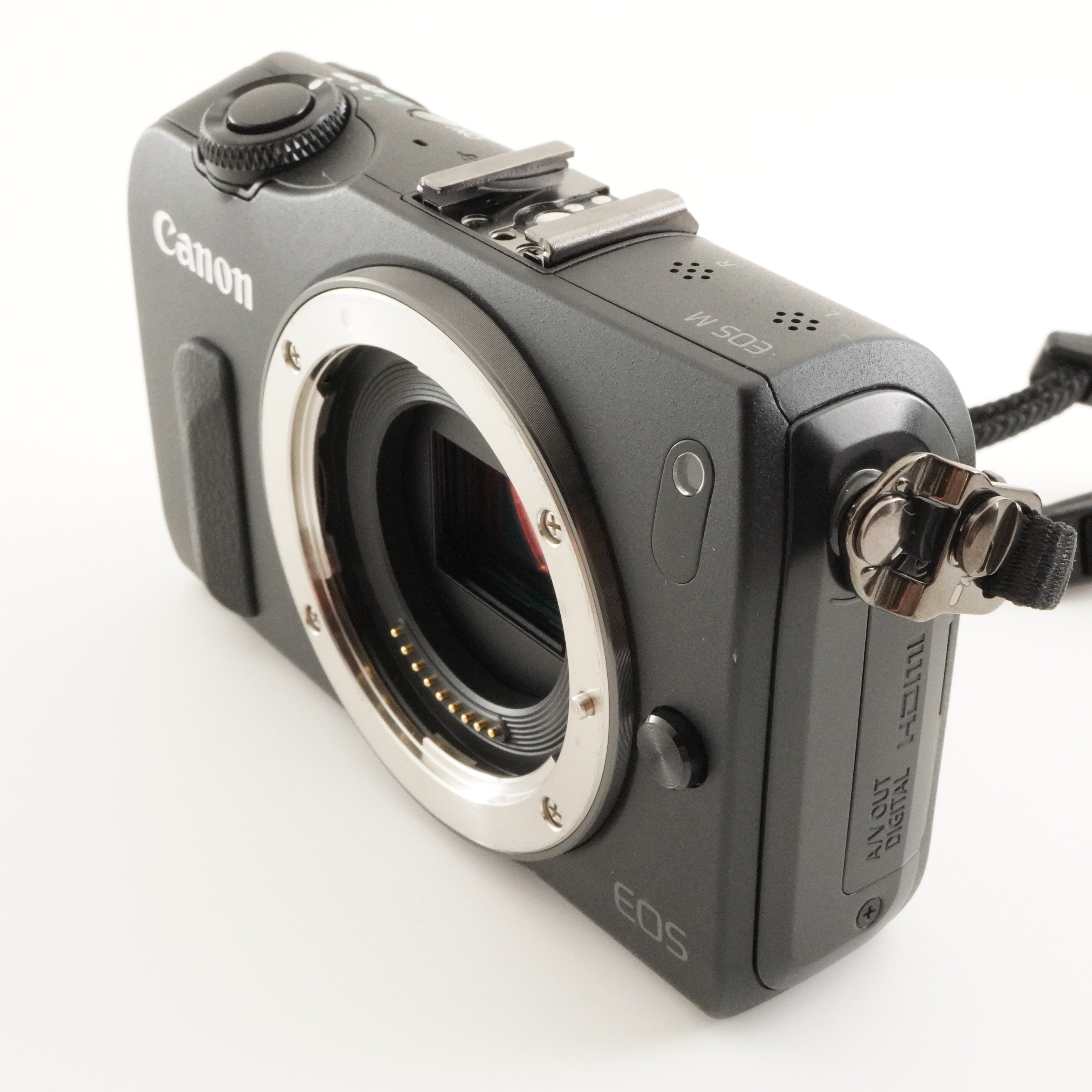Canon EOS M Black + EF-M 22mm + 18-55mm + Accessories In Box from