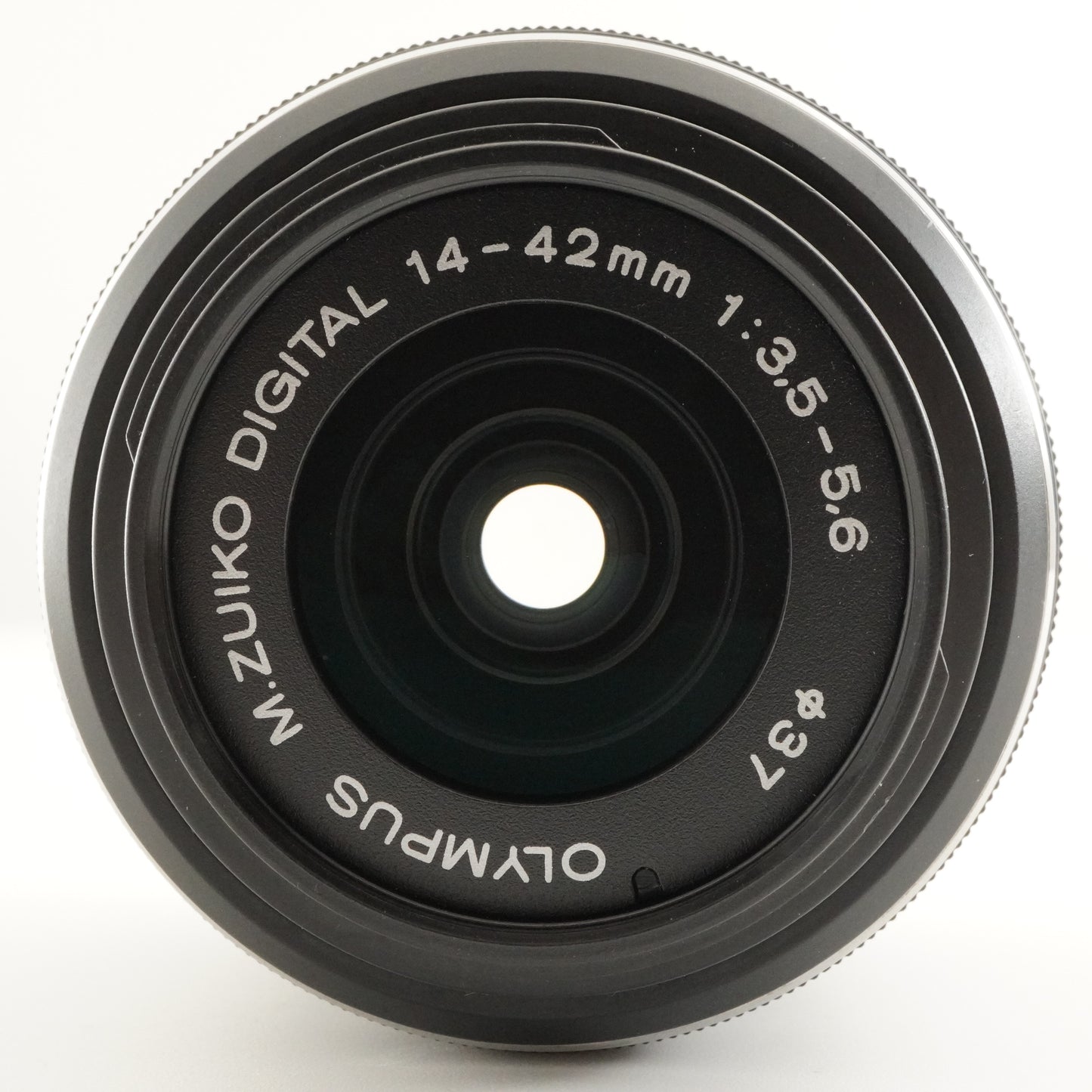 [929 Shots] Olympus PEN E-P1 Silver + M.Zuiko 14-42mm + 8GB SD from Japan #7932