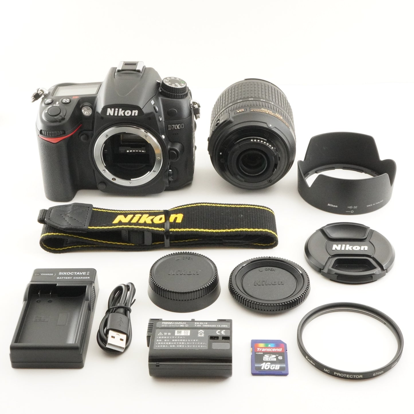 [Only 178 Shots] Nikon D7000 + AF-S 18-105mm + 16GB SDHC Card from Japan #8104