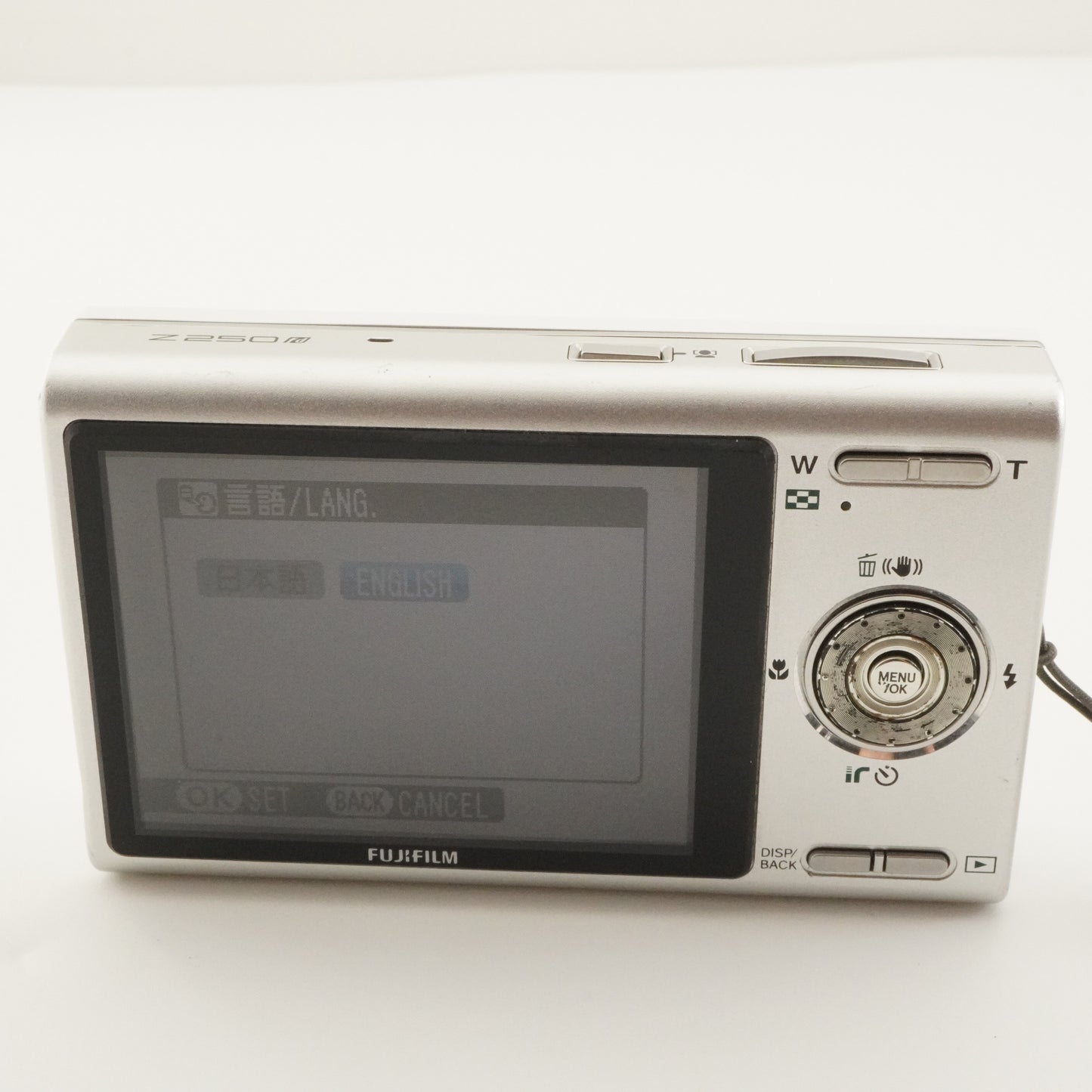 FUJIFILM FINEPIX Z250fd White With 4GB SDHC Card Digital Camera from Japan #8136