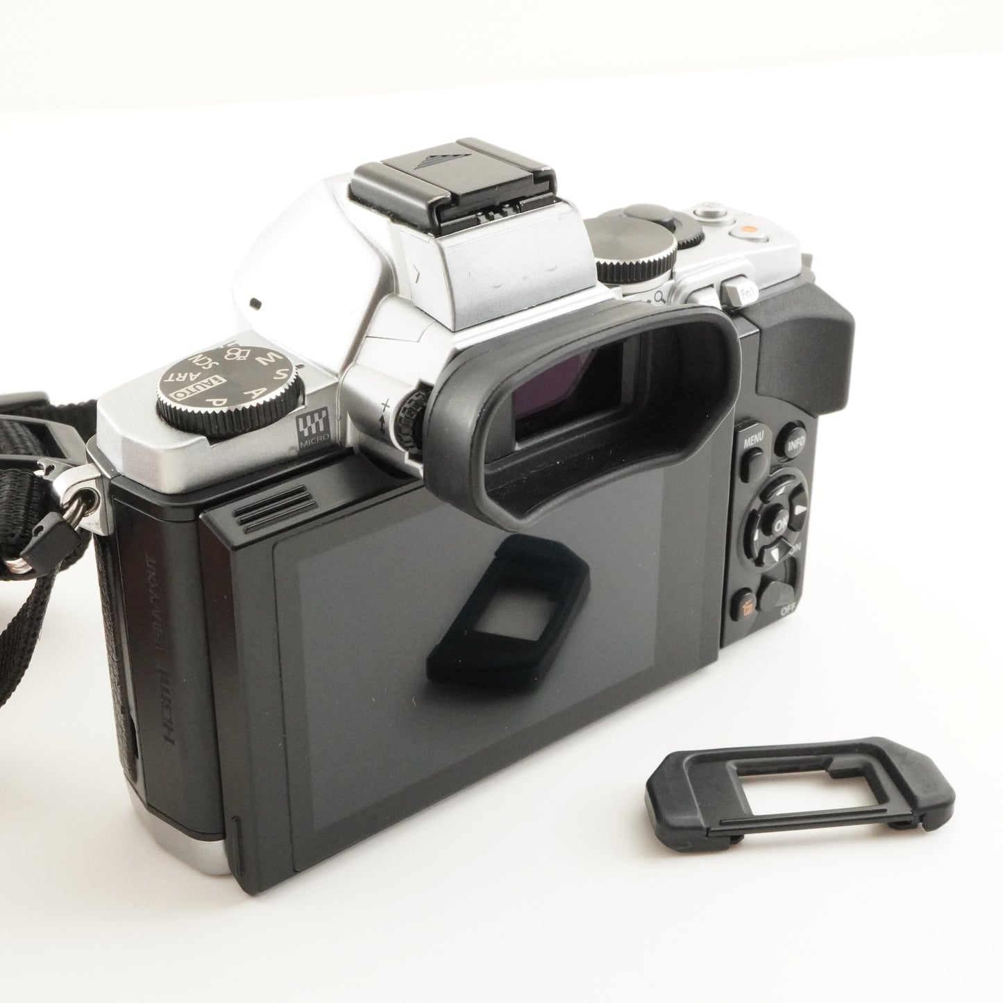 [7,078 Shots] OLYMPUS OM-D E-M5 Silver + M.ZUIKO 12-50mm In Box from Japan #8171