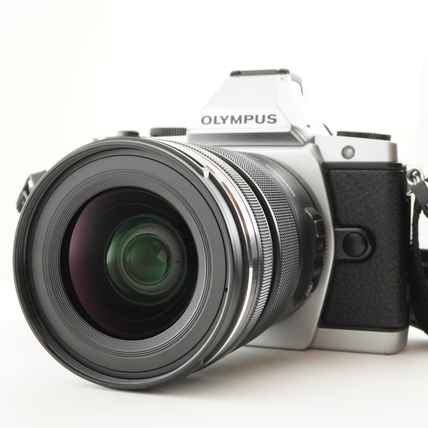 [7,078 Shots] OLYMPUS OM-D E-M5 Silver + M.ZUIKO 12-50mm In Box from Japan #8171