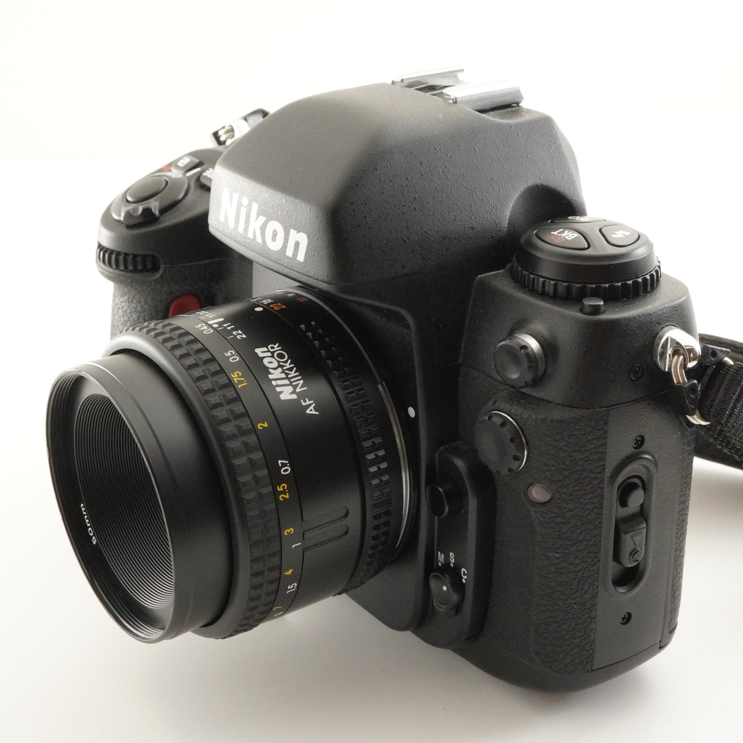 Nikon F100 + AF NIKKOR 50mm F1.8 SLR 35mm Film Camera from Japan #8172