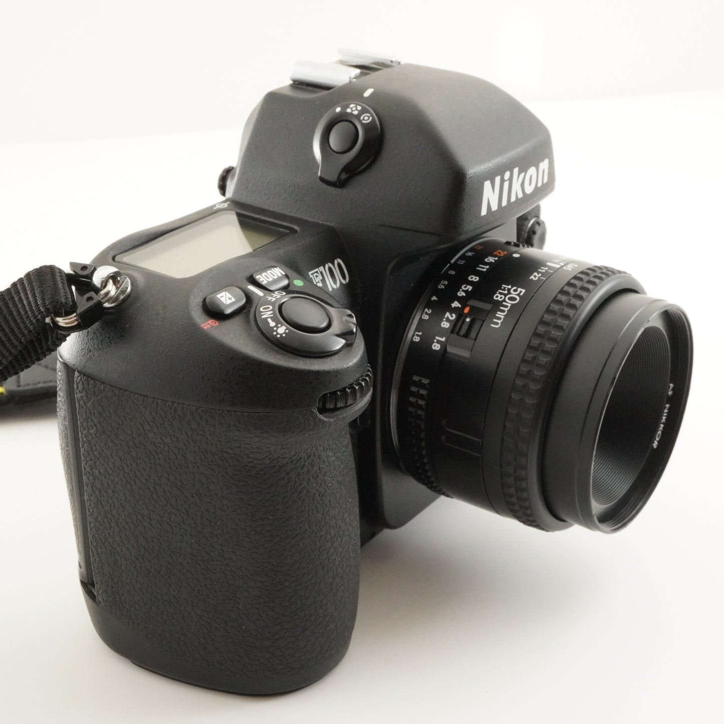 Nikon F100 + AF NIKKOR 50mm F1.8 SLR 35mm Film Camera from Japan #8172