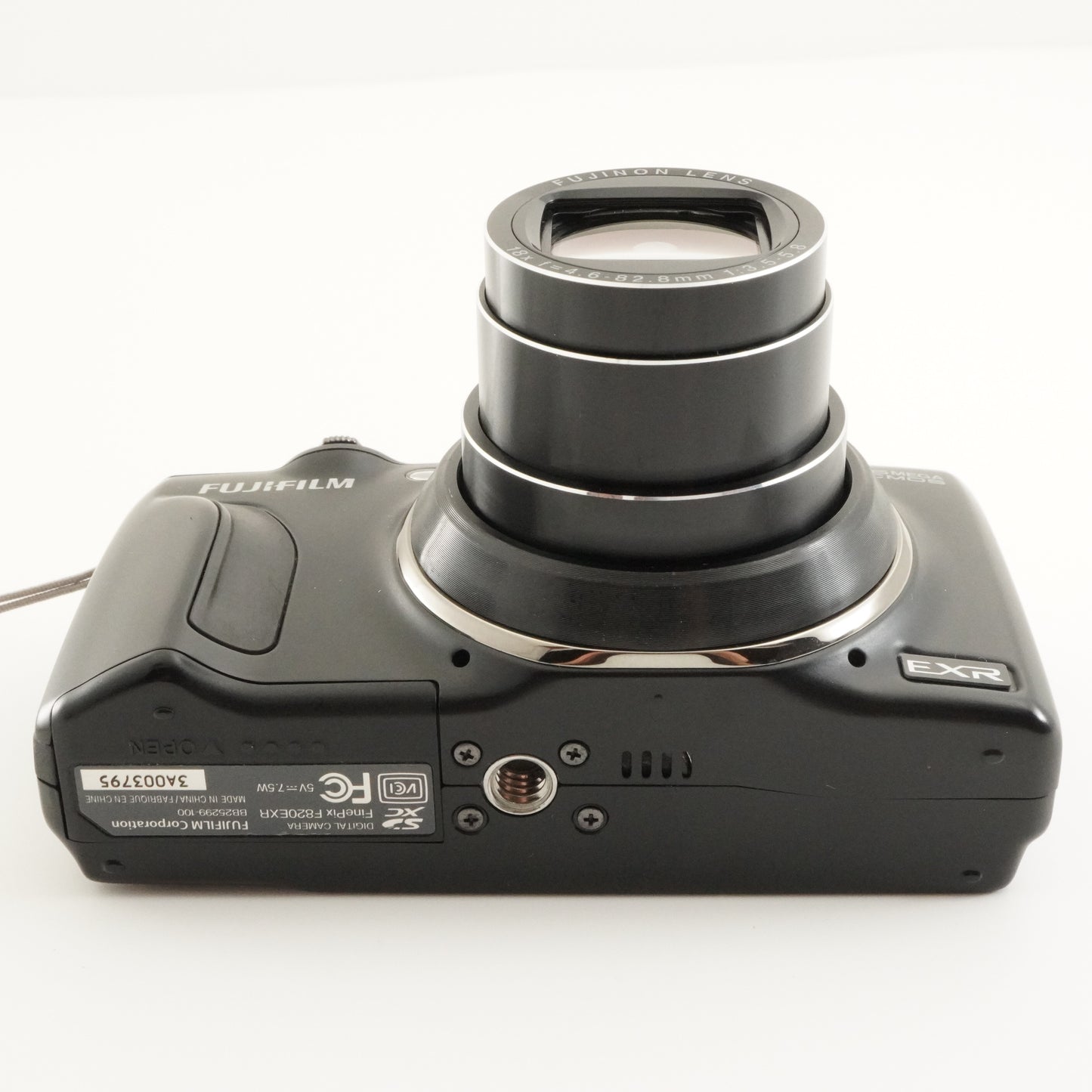 FUJIFILM FINEPIX F820EXR Black + 4GB SDHC Card Digital Camera from Japan #8206